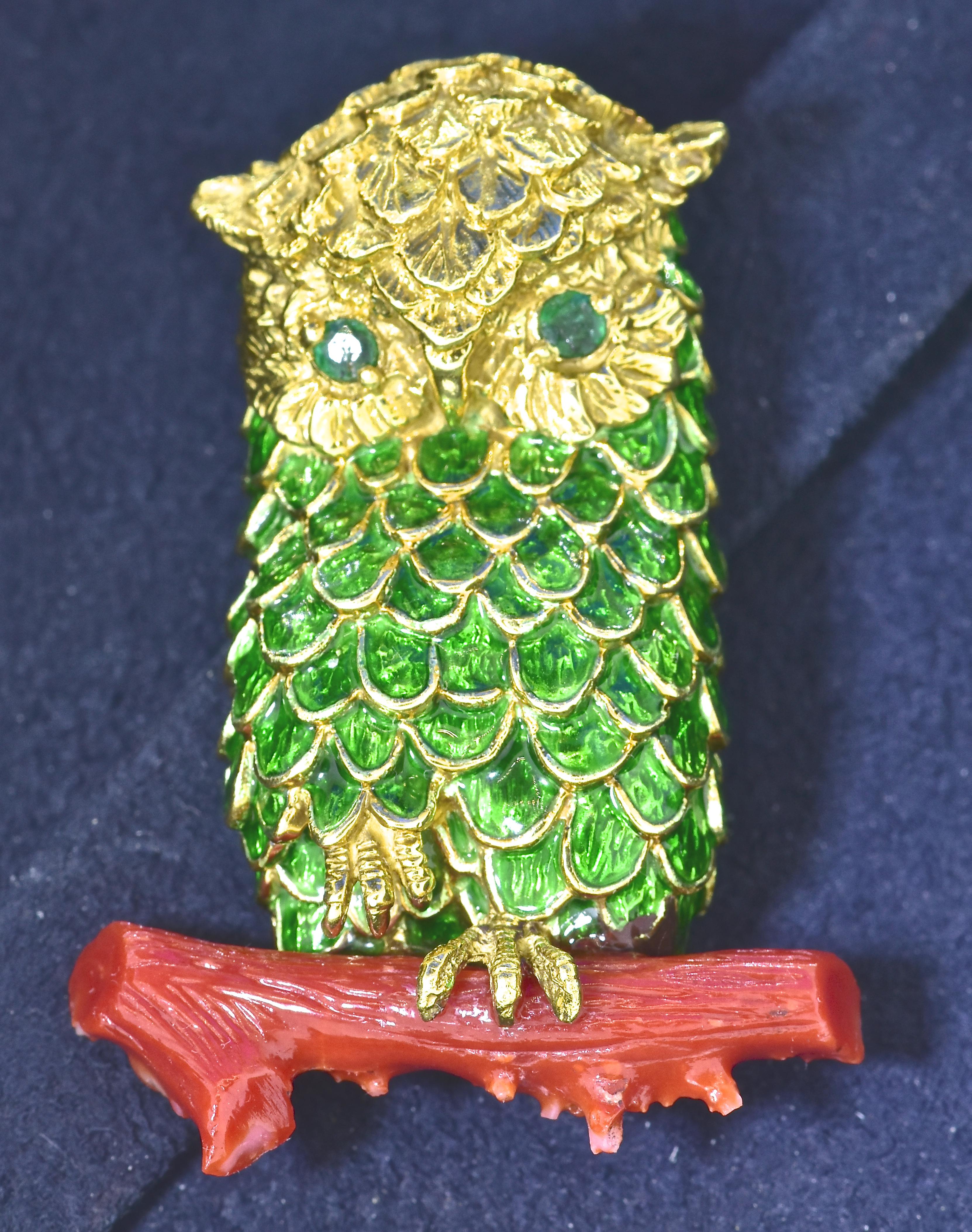 Brilliant Cut 18 Karat, Enamel, and Emerald Vintage large Owl Brooch, circa 1965