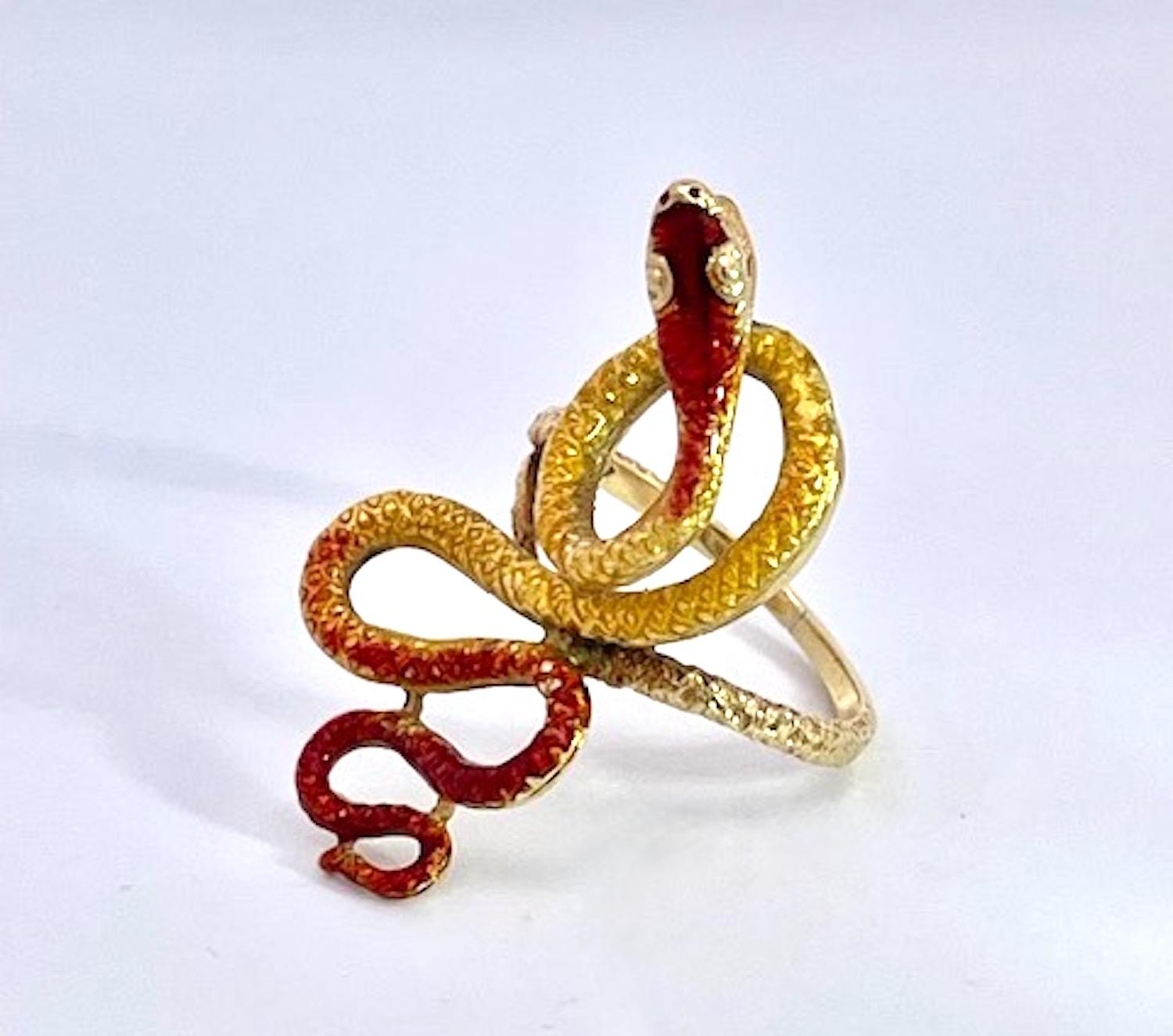 18 Karat Emaille-Schlangenring, Florenz 1961 im Zustand „Gut“ im Angebot in North Hollywood, CA