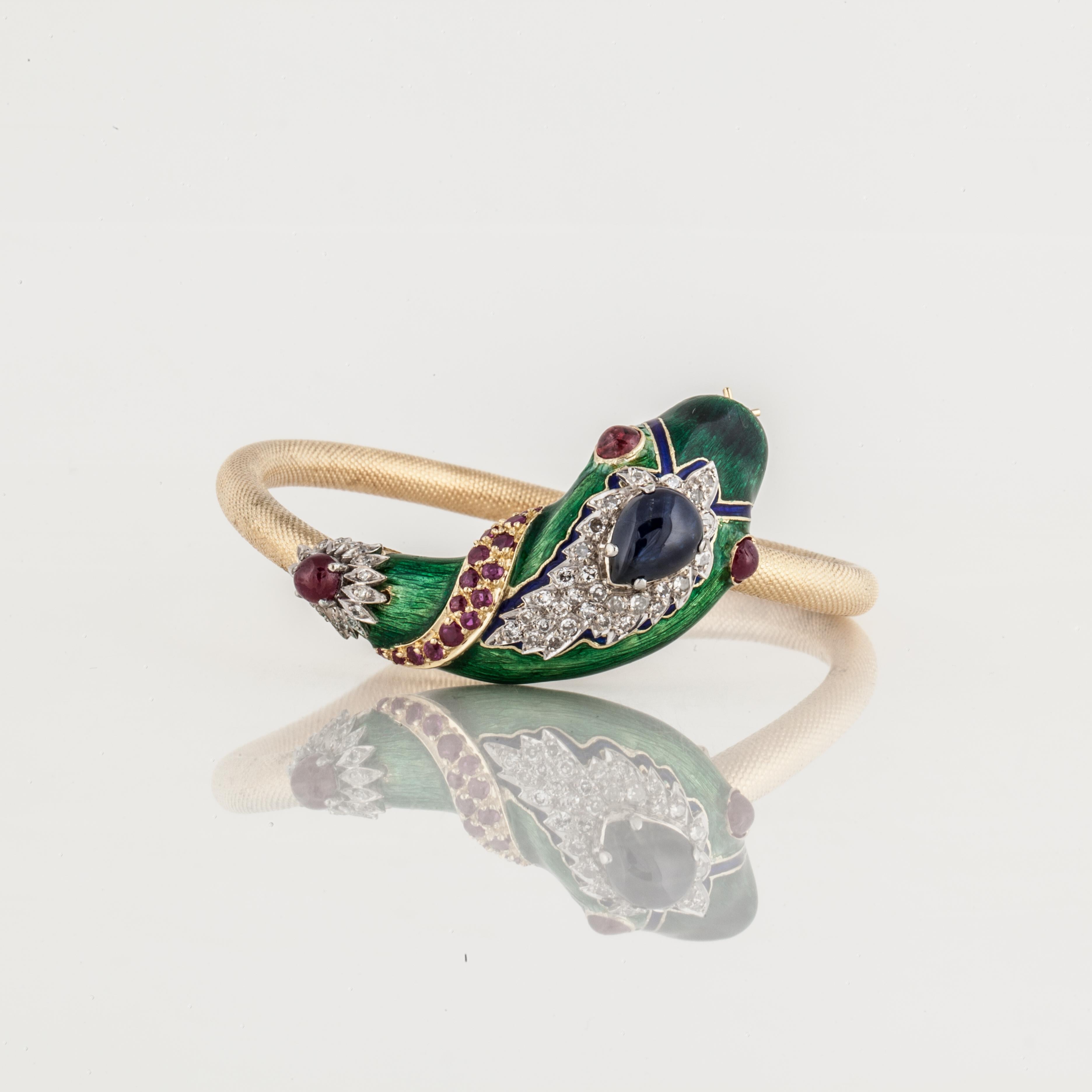 Enameled Snake Bangle with Gemstones in 18K Gold In Good Condition For Sale In Houston, TX