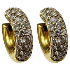 18 Karat Nachlass Diamant Huggies