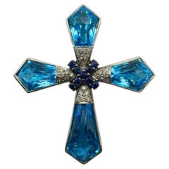 Ciondolo a croce GADI con diamante, zaffiro e topazio blu di Londra, 18 carati, di proprietà.