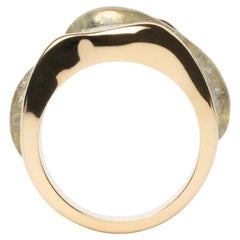 18k Ethical Yellow Gold and Aquamarine SU Wave Ring