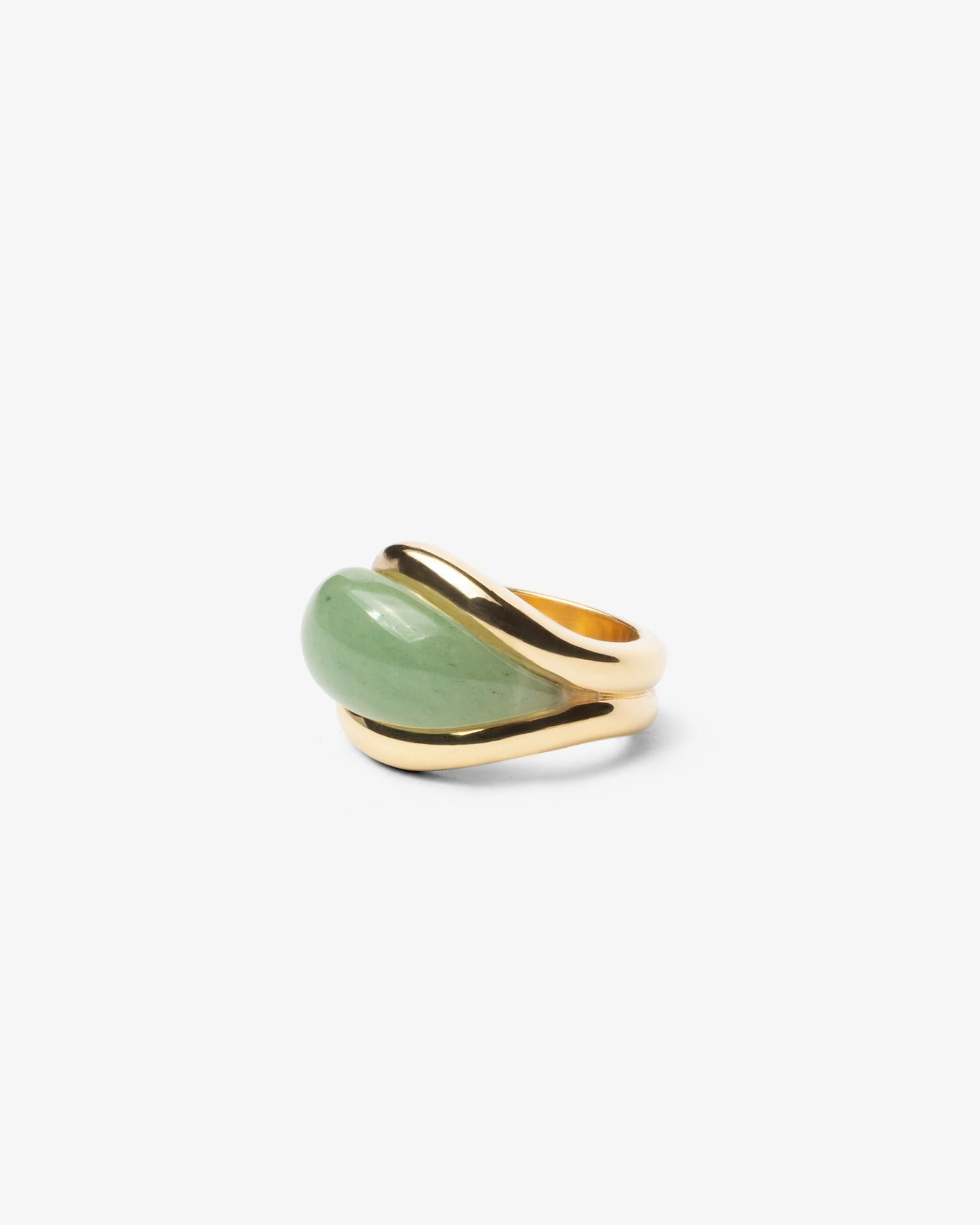 18k Ethical Yellow Gold and Aventurine SU Droplet Ring In New Condition For Sale In London, GB