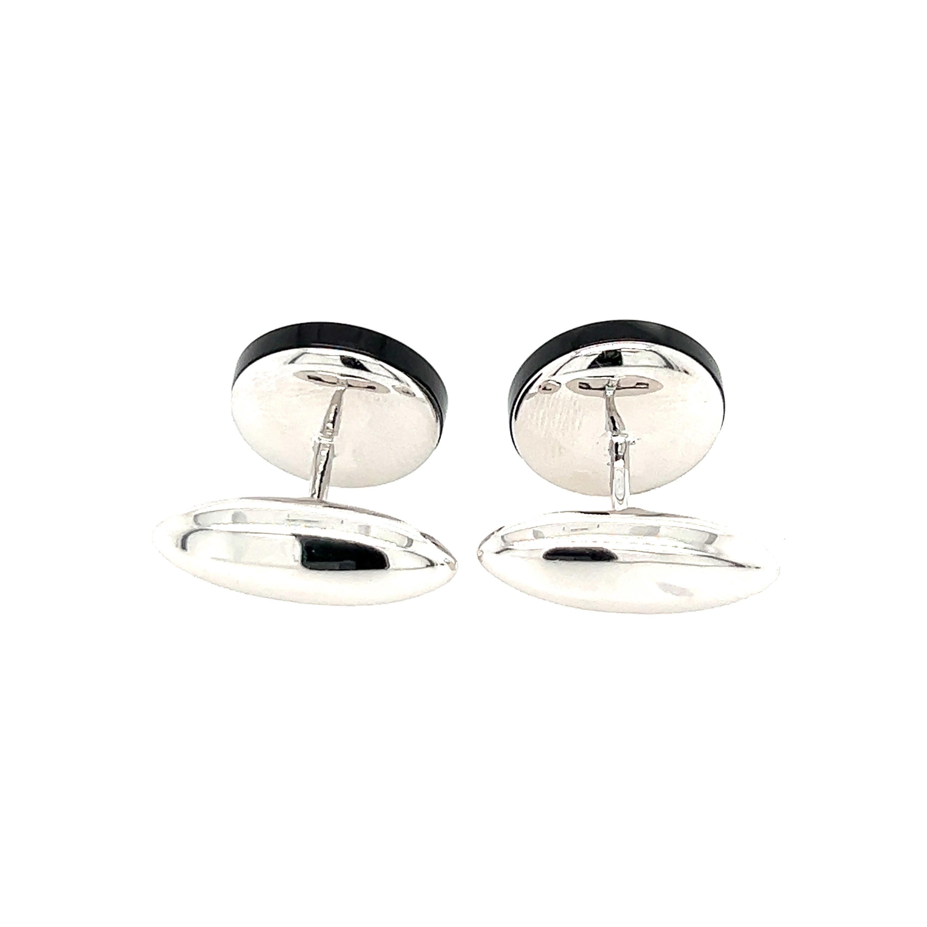 Round Cut 18K Exquisite Cufflinks with Diamonds & Onyx For Sale