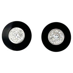 Magnifiques boutons de manchette en or 18 carats avec diamants et onyx