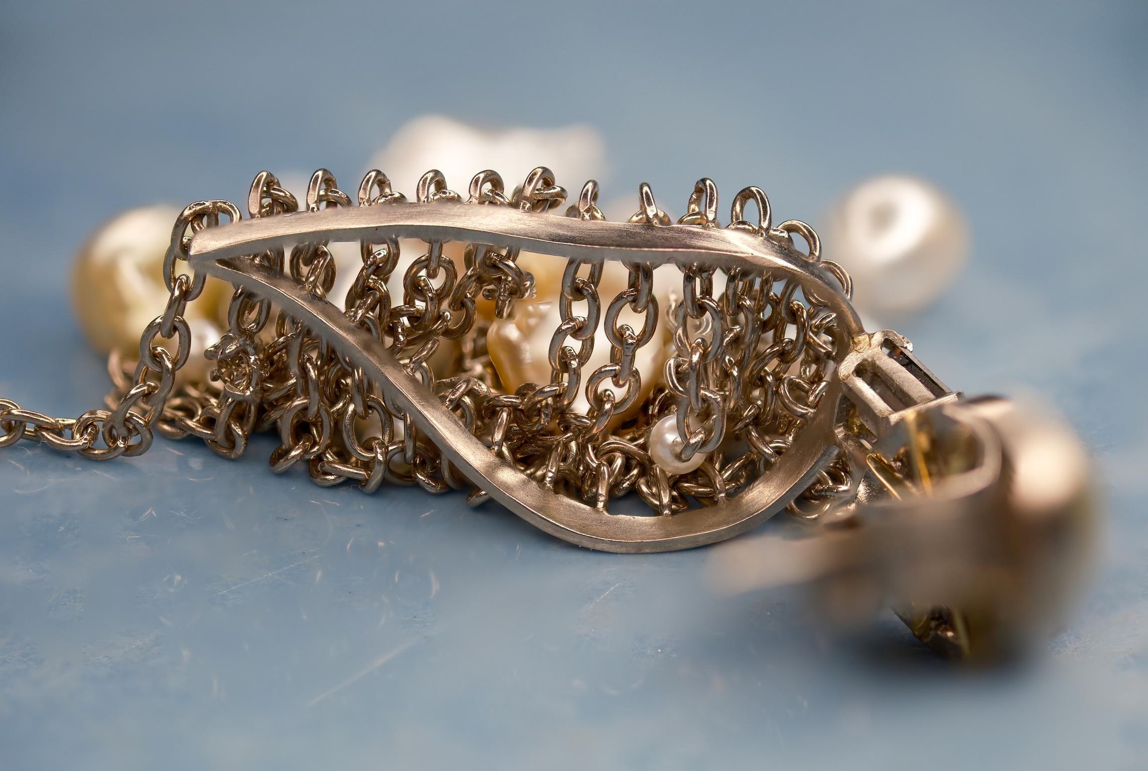 18K Fairmined Gold, Sustainable Pearls, 1.67ct Ocean Diamonds, “medusa” Earrings For Sale 4