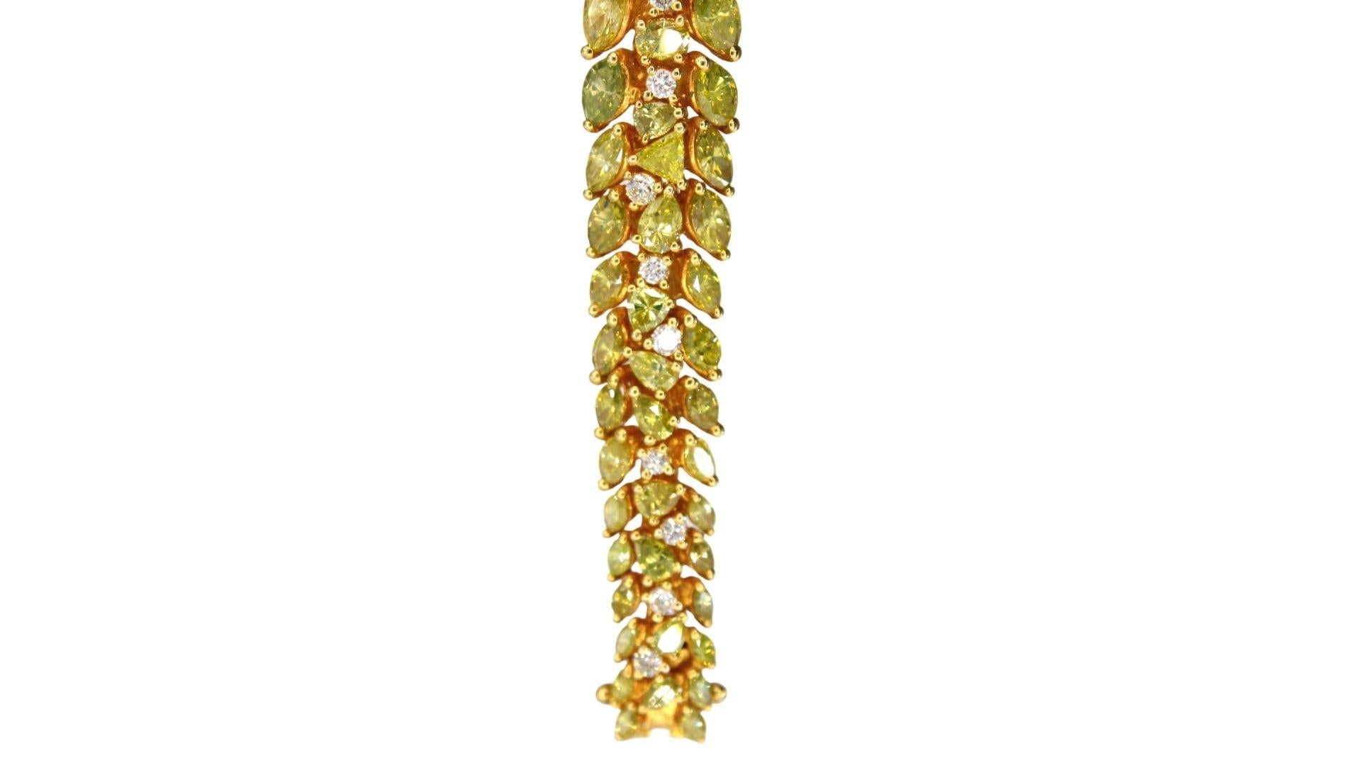 Round Cut 18K Fancy Yellow Diamonds Gold Bracelet Leaf Shaped For Sale