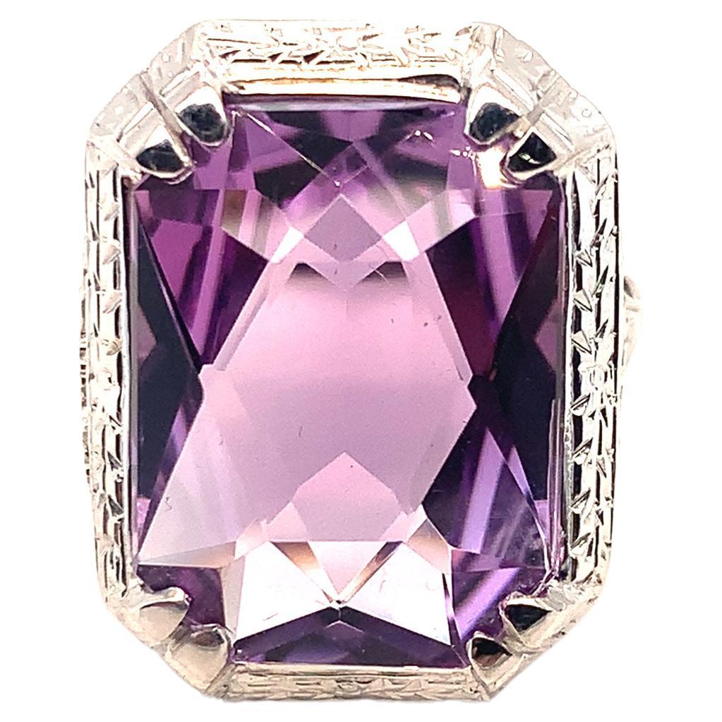 18K Filigree Art Deco Large 9 Carat Amethyst Ring