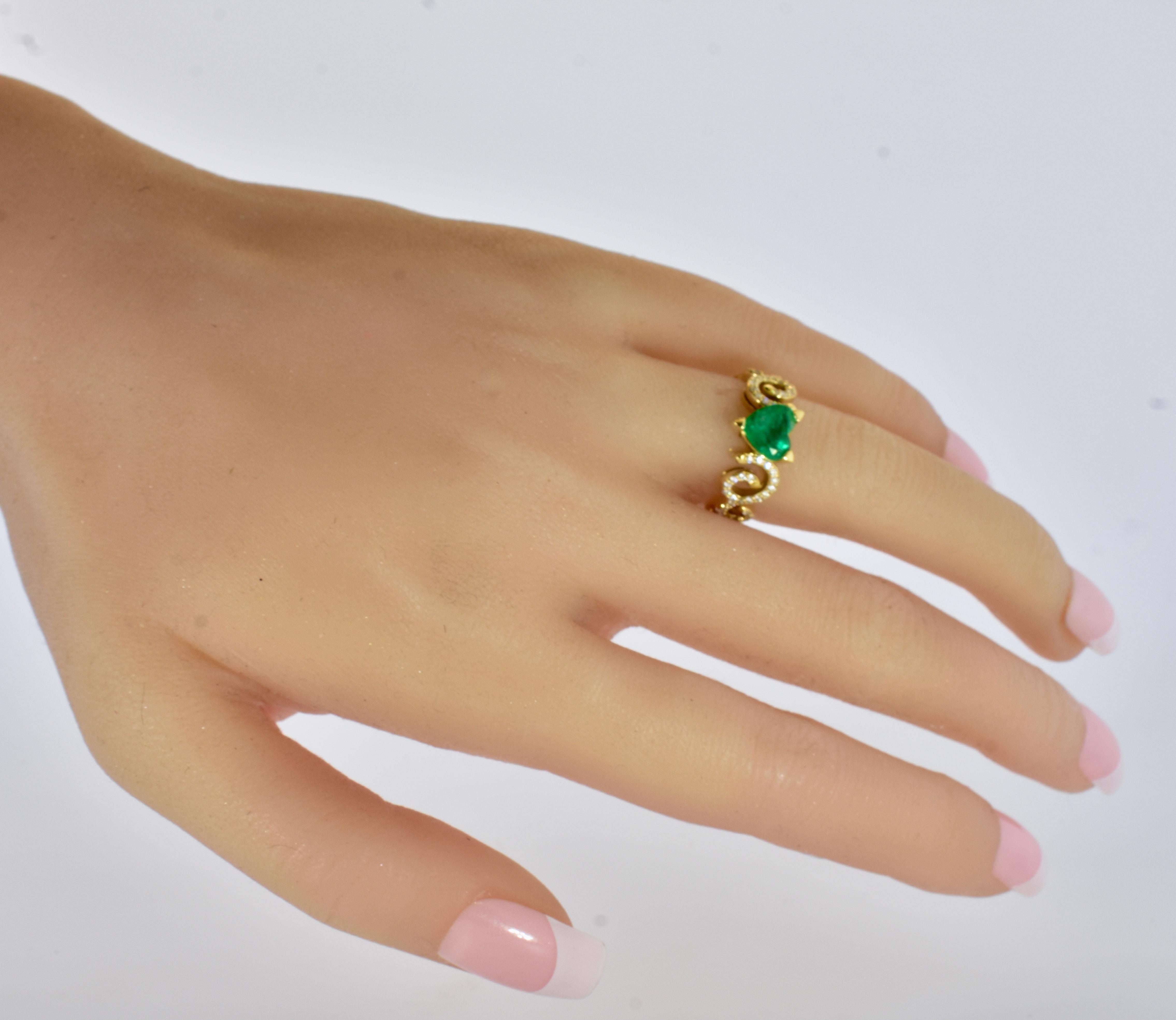 18k & Fein Smaragd und Diamant Contemporary Ring (Herzschliff)