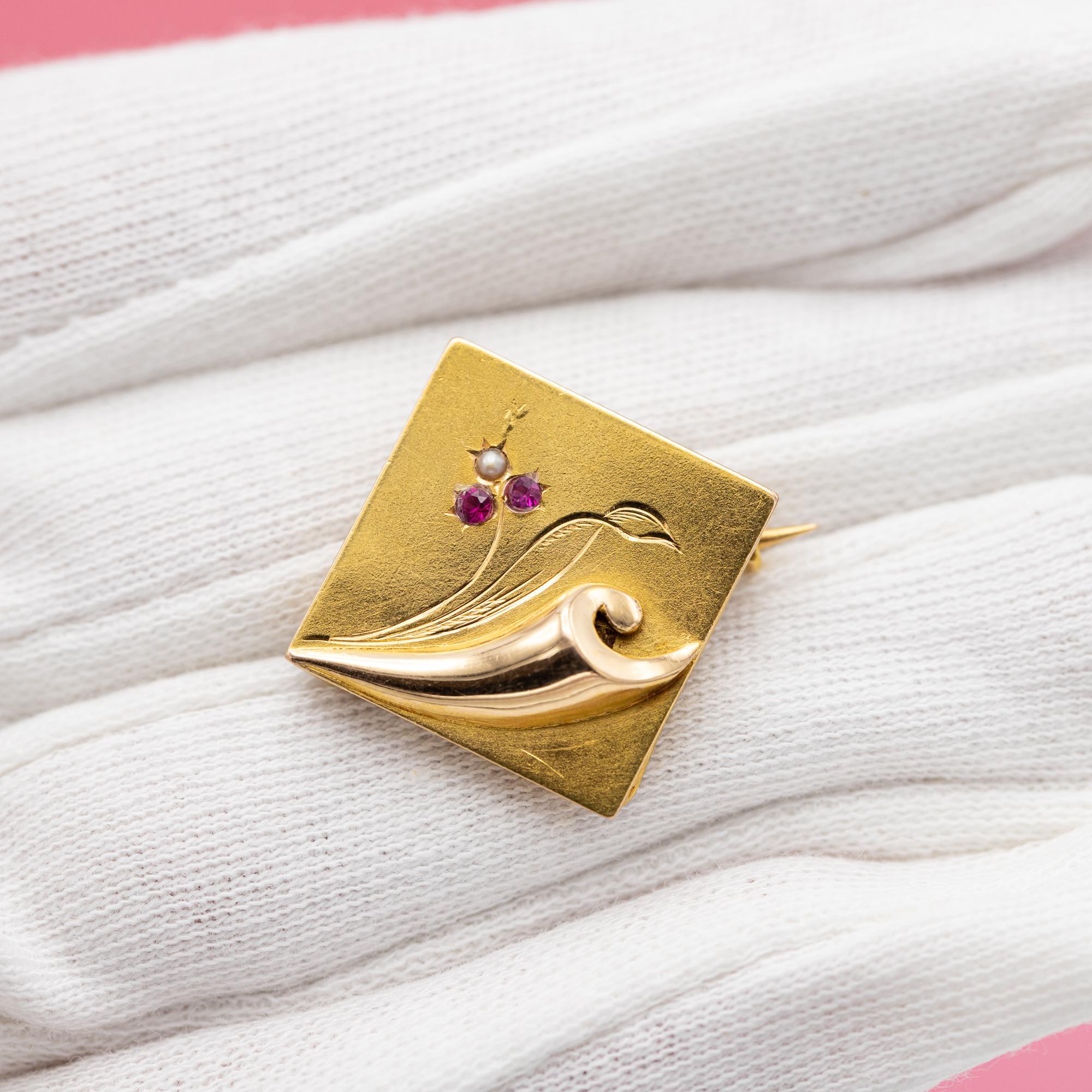 18k Floral Art Nouveau Brooch - Victorian solid gold pin - antique square 6