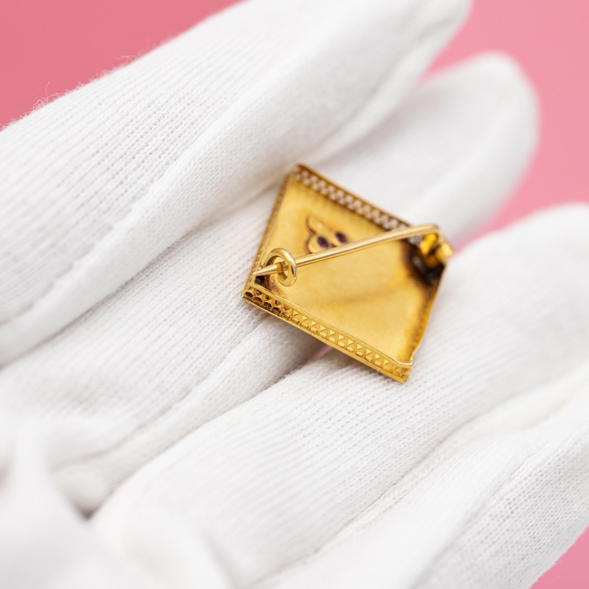 18k Floral Art Nouveau Brooch - Victorian solid gold pin - antique square 7
