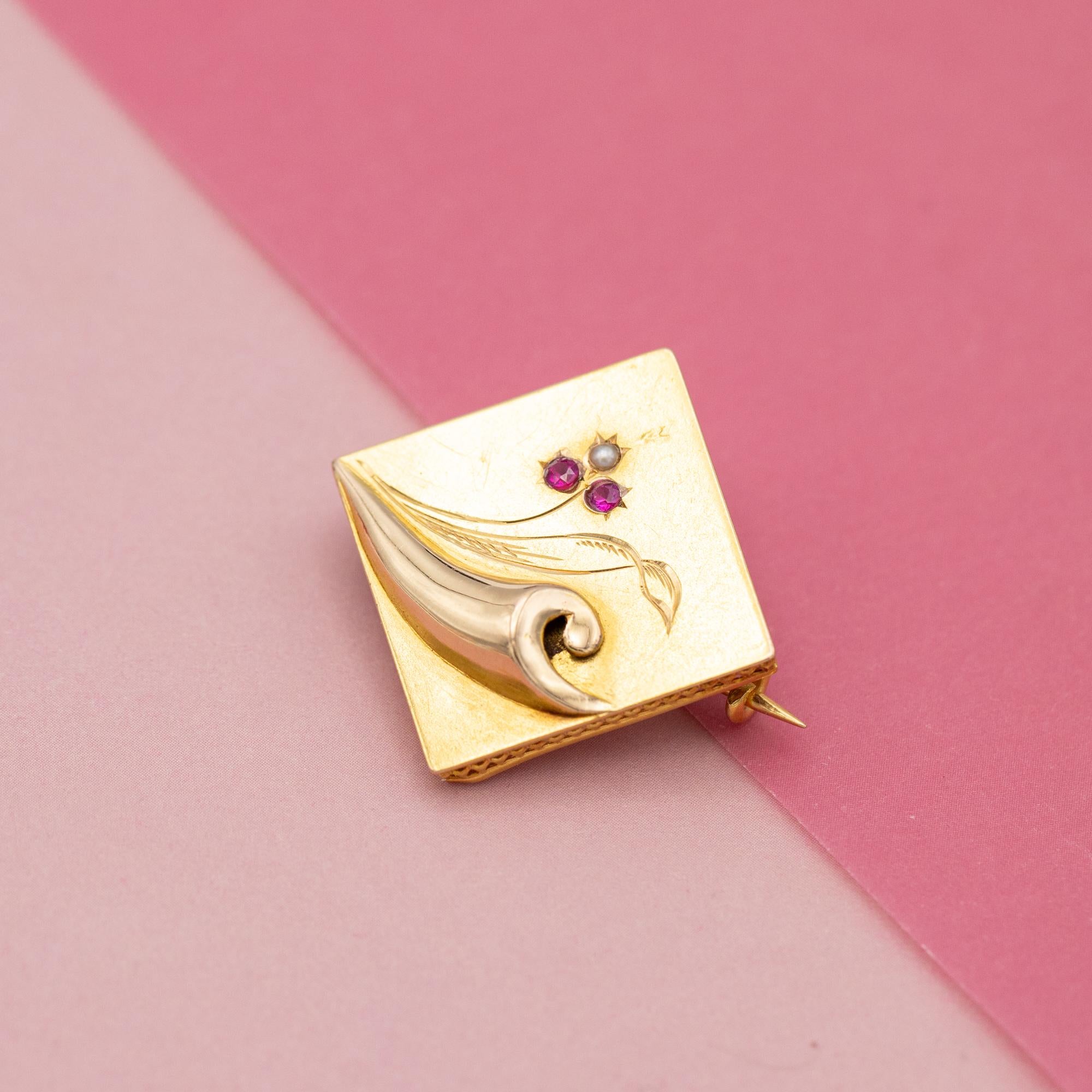 18k Floral Art Nouveau Brooch - Victorian solid gold pin - antique square 1