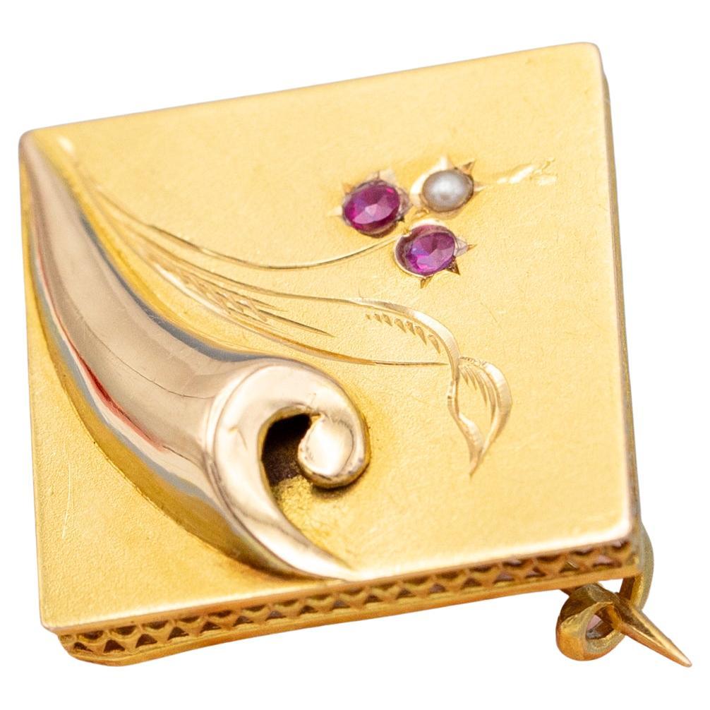 18k Floral Art Nouveau Brooch - Victorian solid gold pin - antique square