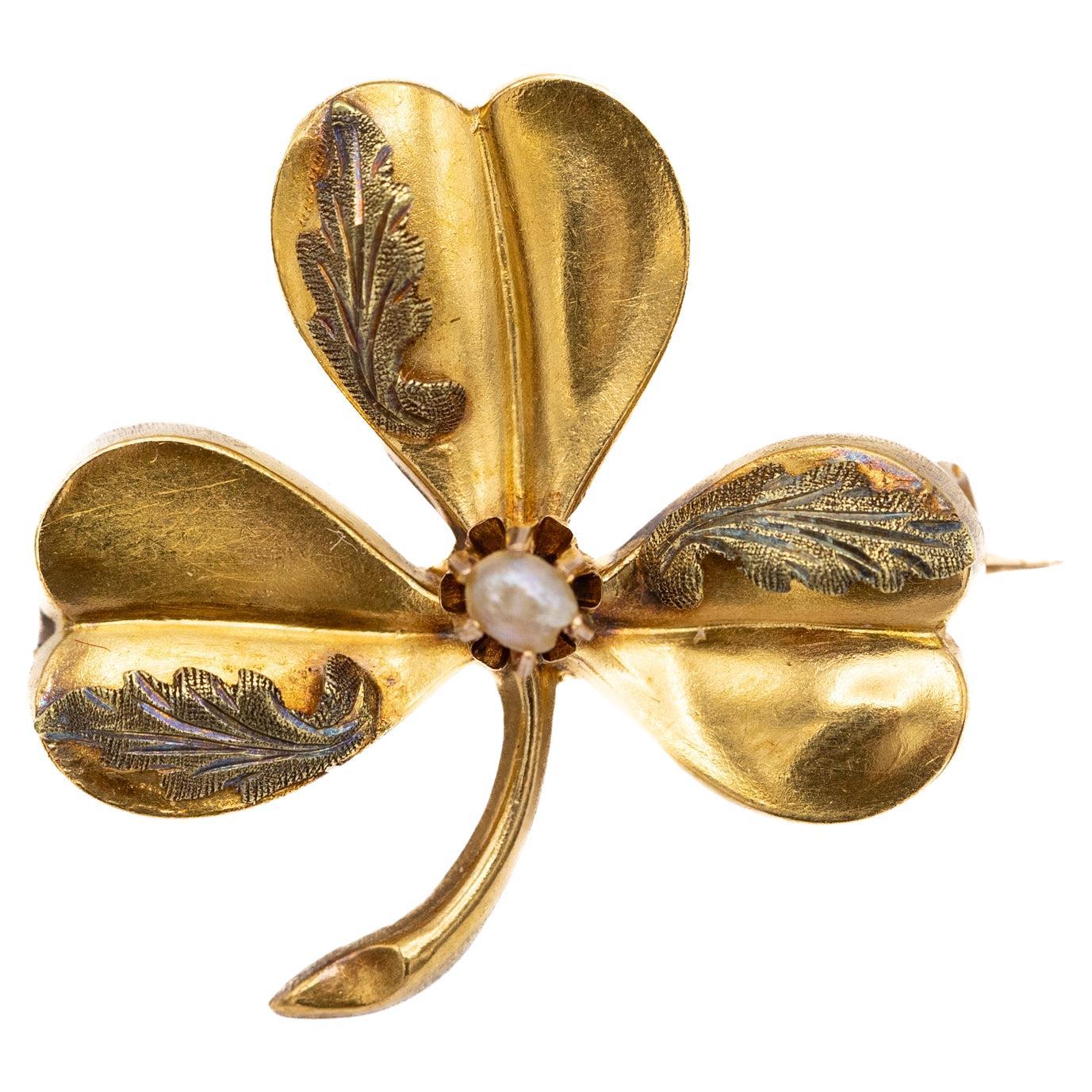 18k French Art Nouveau brooch - Victorian jewelry - clover pin - Antique luck For Sale