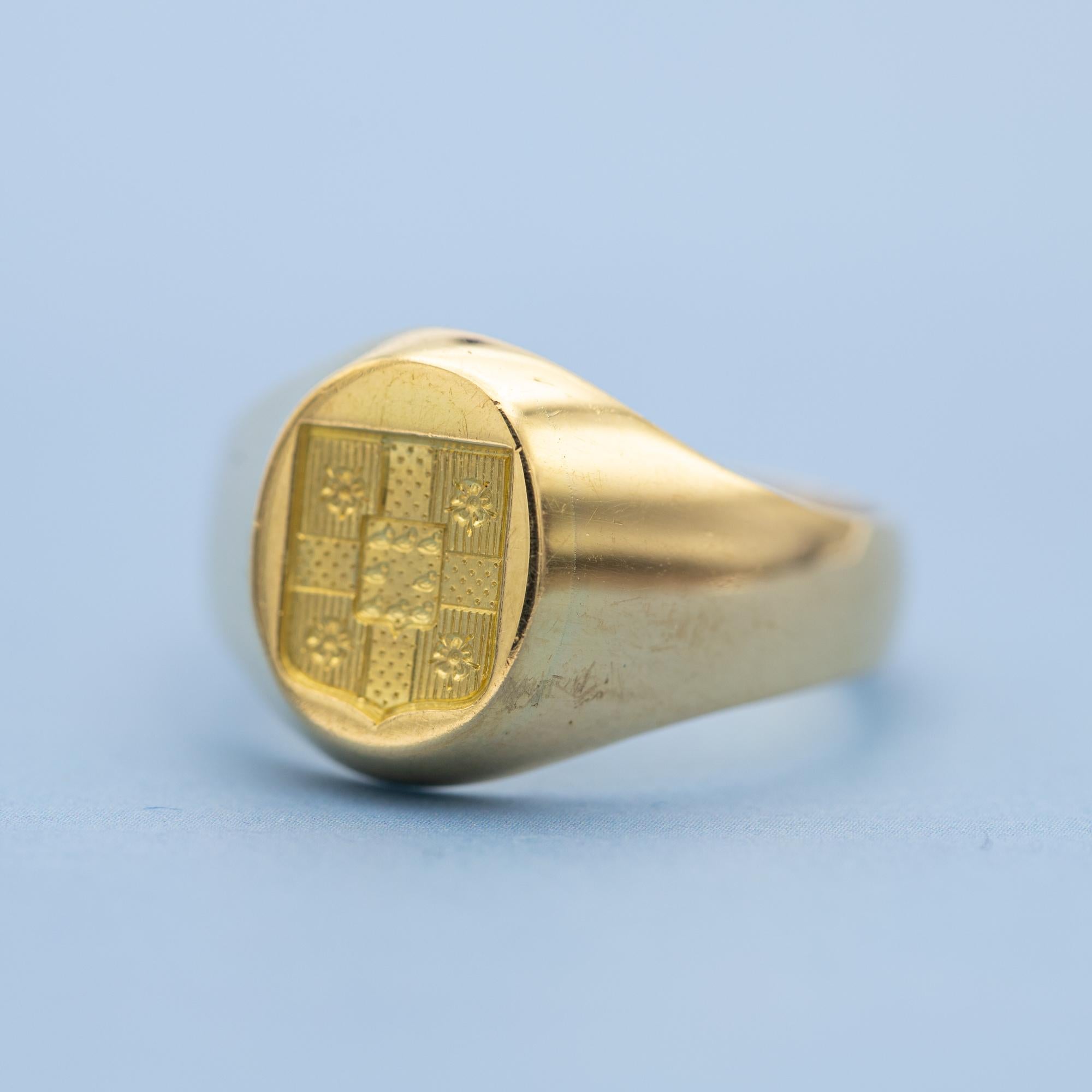 18K French heavy signet ring - Intaglio ring - Patina solid gold gentleman ring 4