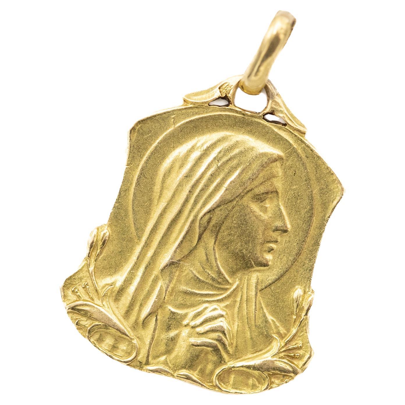 18K French solid yellow gold Virgin Mary - Catholic pendant - religious catholic For Sale