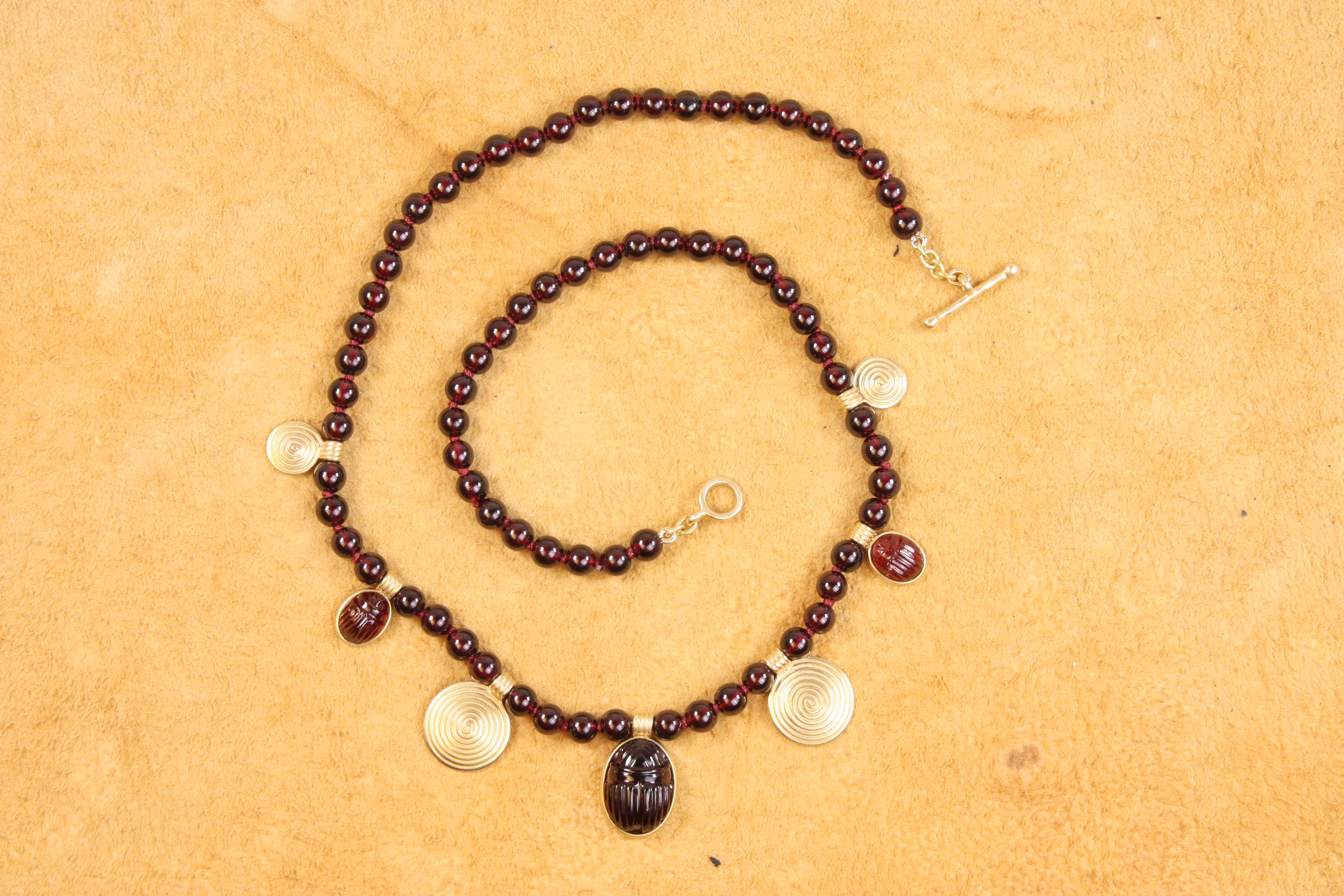 Bead 18K Garnet Scarab Sun Disc Necklace – Egyptian Revival, Garnet, Yellow Gold For Sale