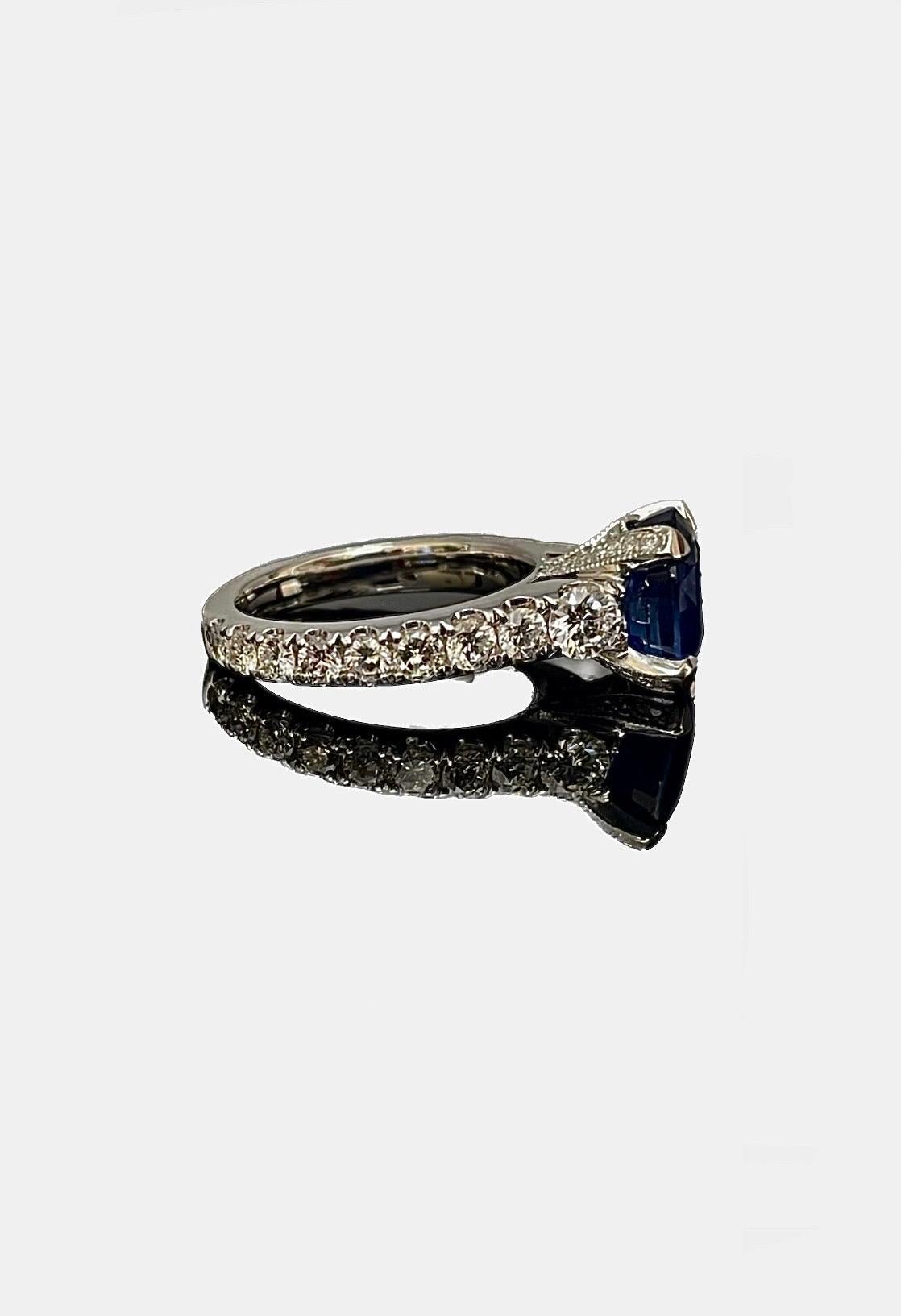 Modern 18K GIA Certified No Hear Sri Lanka Sapphire and Diamond Ring  For Sale