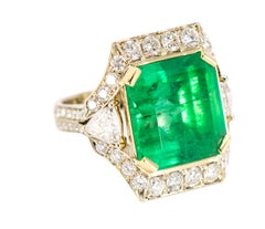 18 Karat GIA Colombian Emerald 24.27 Carat Ring Diamond 3.19 Carat