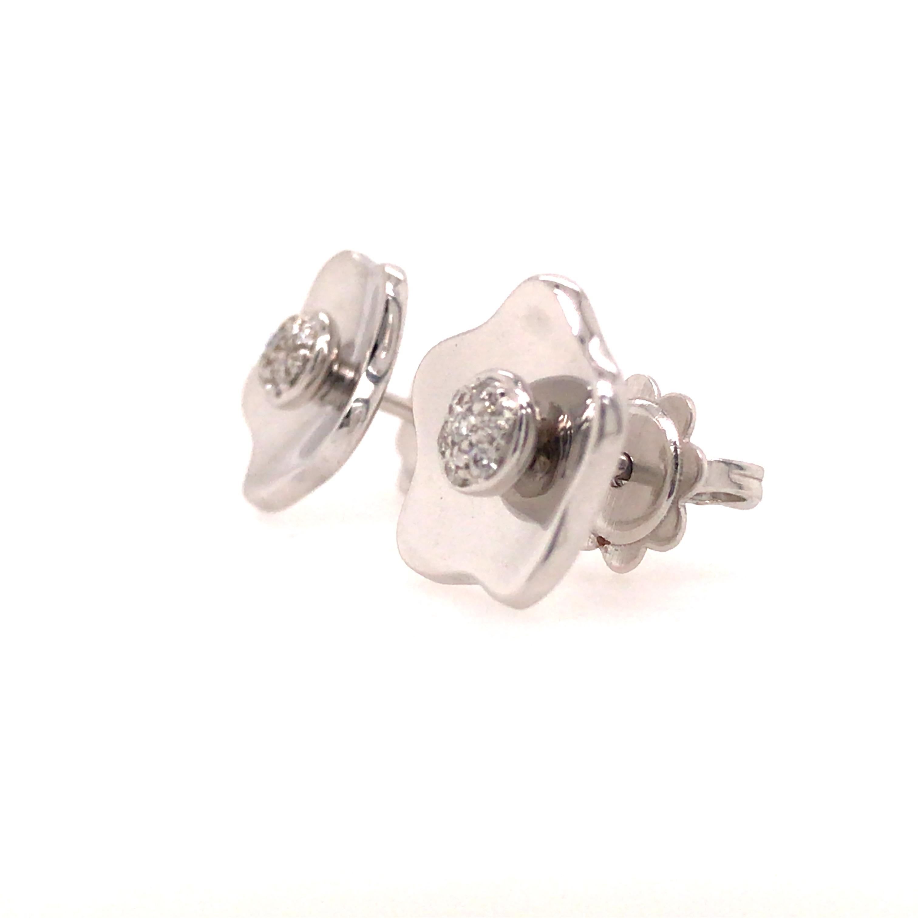 Giorgio Visconti Stud Flower Blossom Earrings in 18K White Gold.  Round Brilliant Cut Diamonds weighing 0.07 carat total weight, G-H in color and VS in clarity are expertly pave set.  The Earrings measure 1/2 inch in length and width. 5.59 grams. 