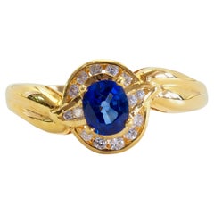 18K Gold 0.52ct Vivid Blue Sapphire & 0.10ct Diamond Fine Ring