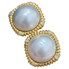 PSL Certified 20mm Aurora Mabe Pearl Sun Halo Earrings in 18K Gold