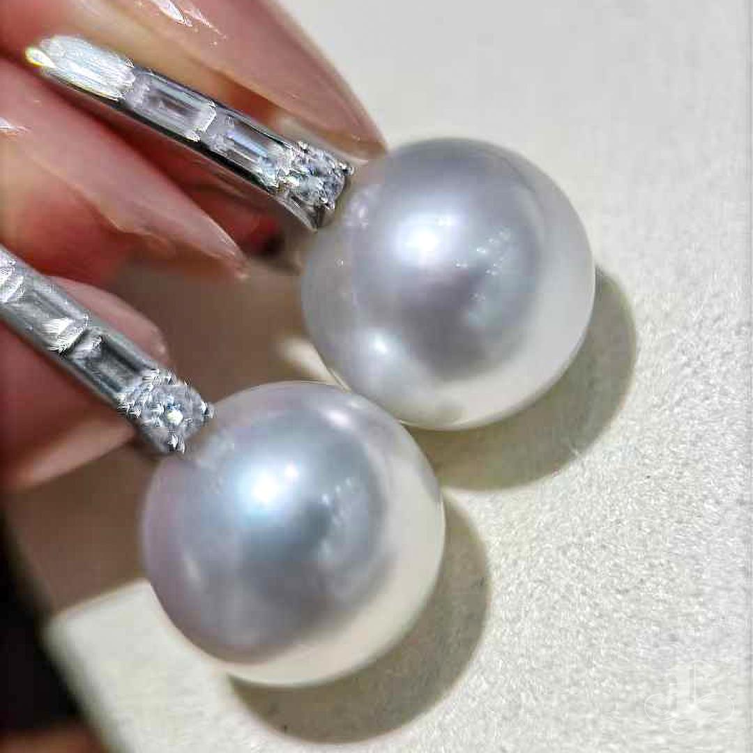 Women's PSL Venus Certified 13mm South Sea Pearl & Diamond 18K Gold Signature Earrings