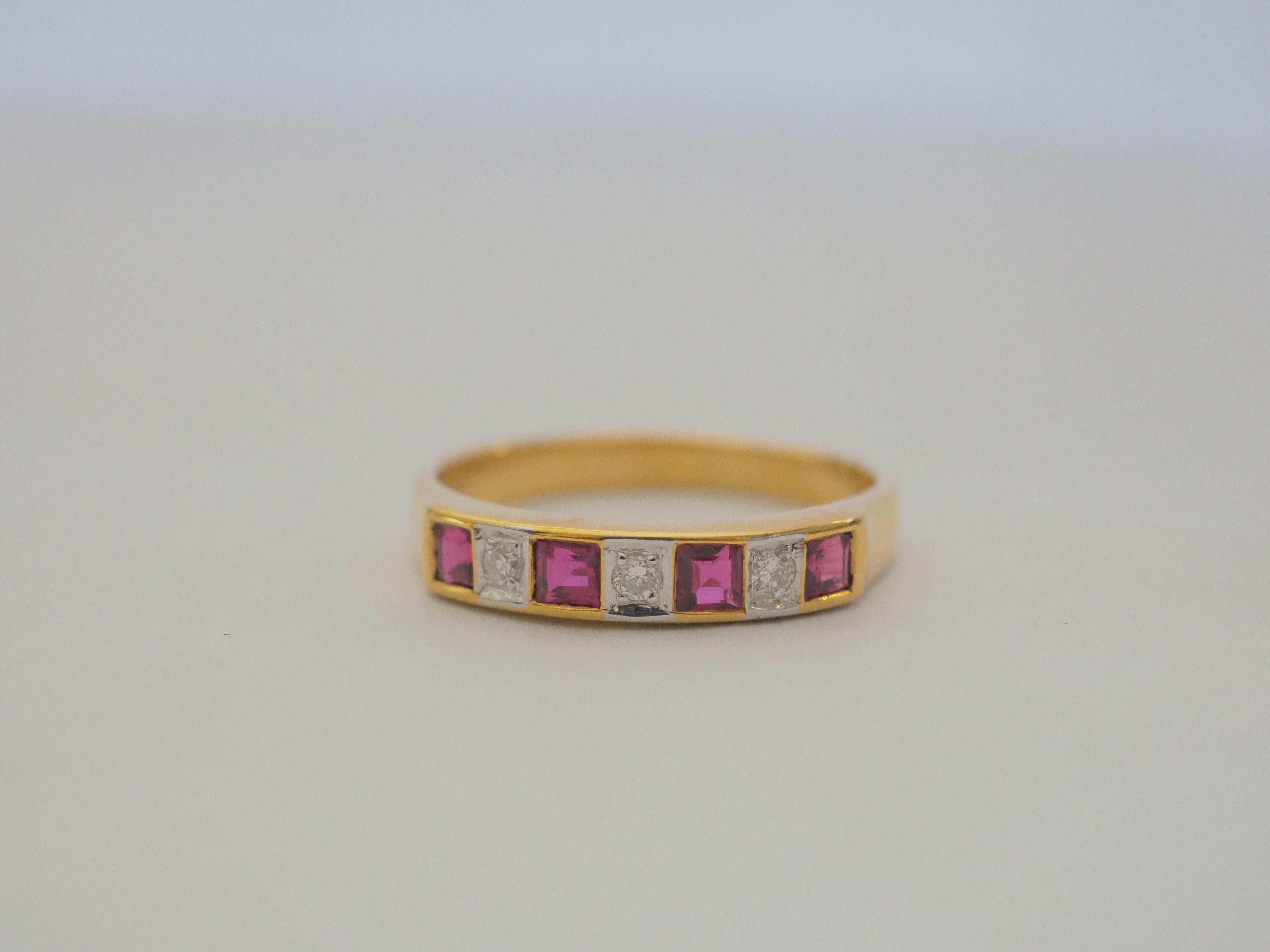 A gorgeous luxury Neo-vintage squared band ring that is both suitable for all sexes. This ring has one row of beautiful Thai rubies and brilliant cut diamonds channeled nicely into the band. The square cut rubies have a beautiful pinkish red hue and