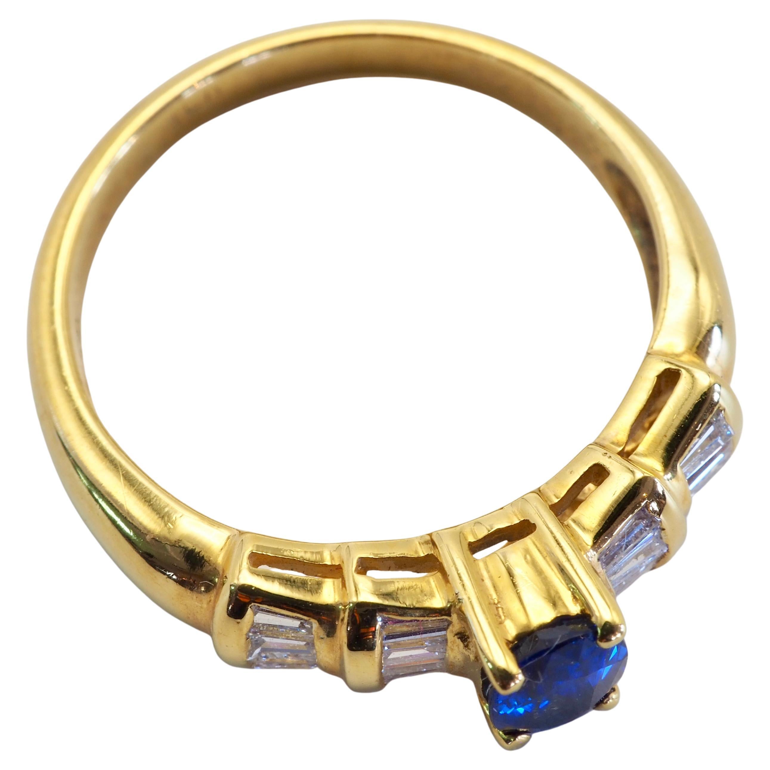 Women's 18K Gold 0.60ct Vivid Blue Sapphire & 0.30ct Baguette Diamond Fine Ring For Sale