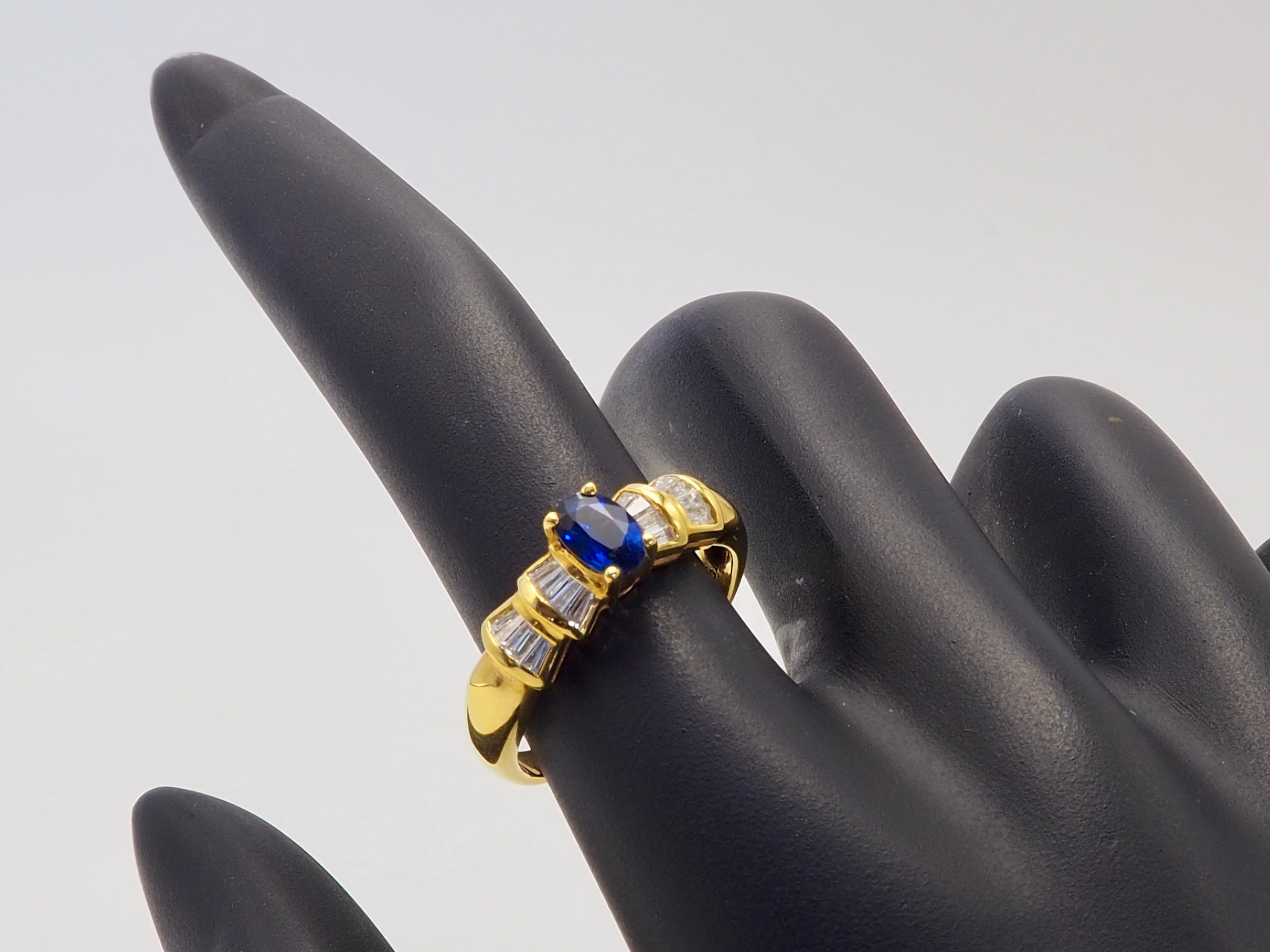 18K Gold 0.60ct Vivid Blue Sapphire & 0.30ct Baguette Diamond Fine Ring For Sale 1