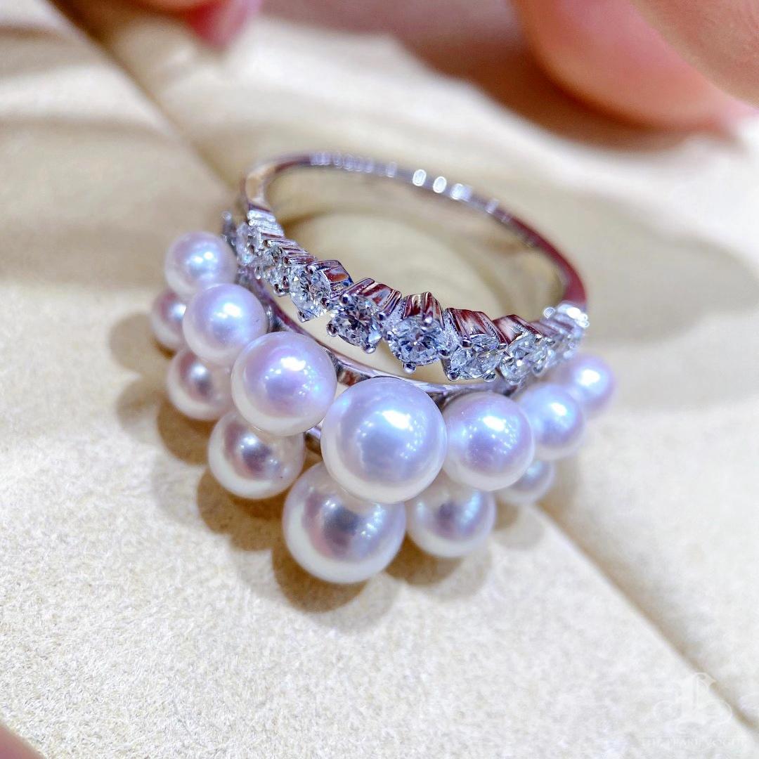 【Crown Radiance】Aurora Akoya Pearl Cluster & Diamond Crown Ring For Sale 1