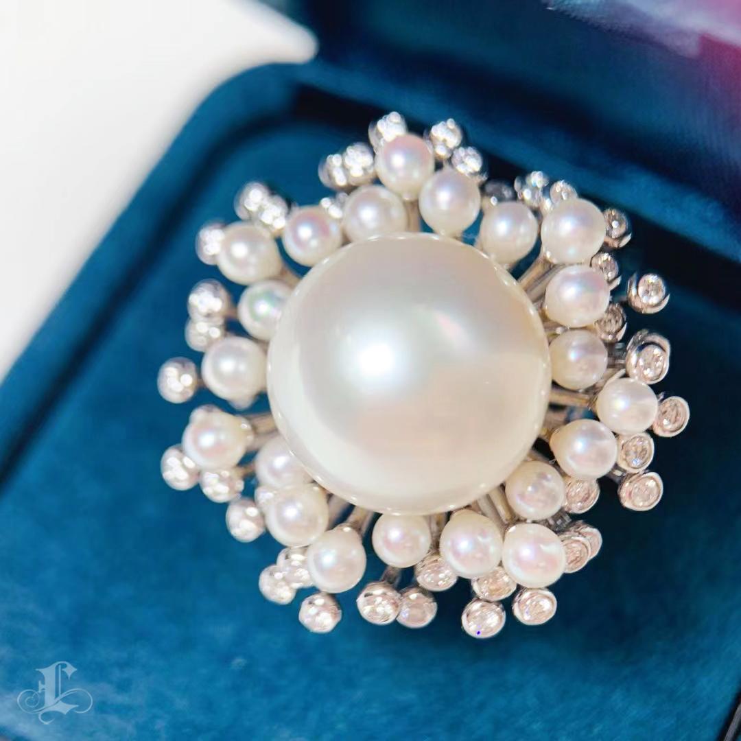 Women's 【Crown Radiance】Radiant Halo Aurora South Sea Pearl & Baby Akoya Ring For Sale
