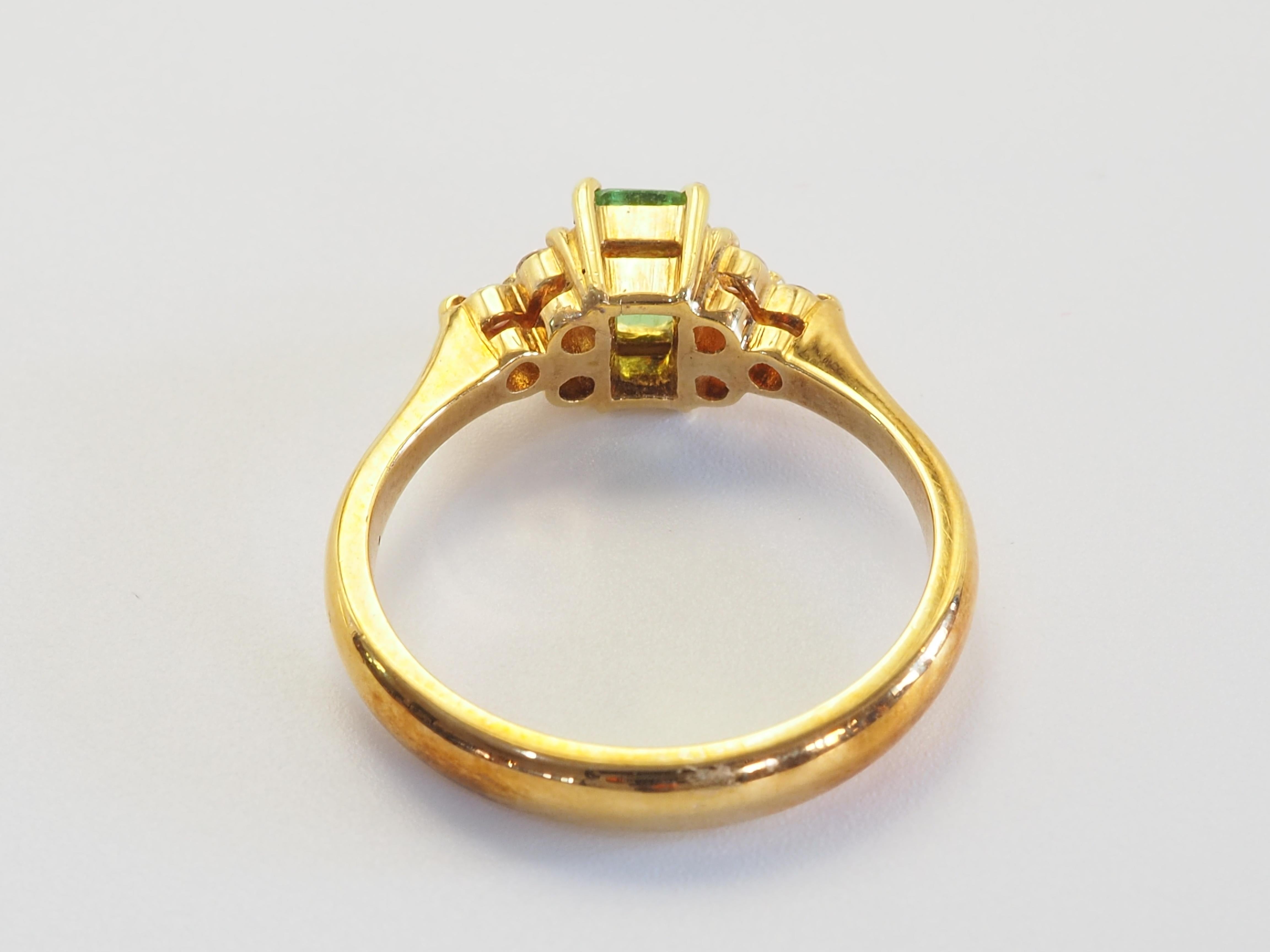 Bague de fiançailles en or 18 carats, grenat tsavorite taille émeraude 0,70 ct et diamant 0,15 ct Pour femmes en vente