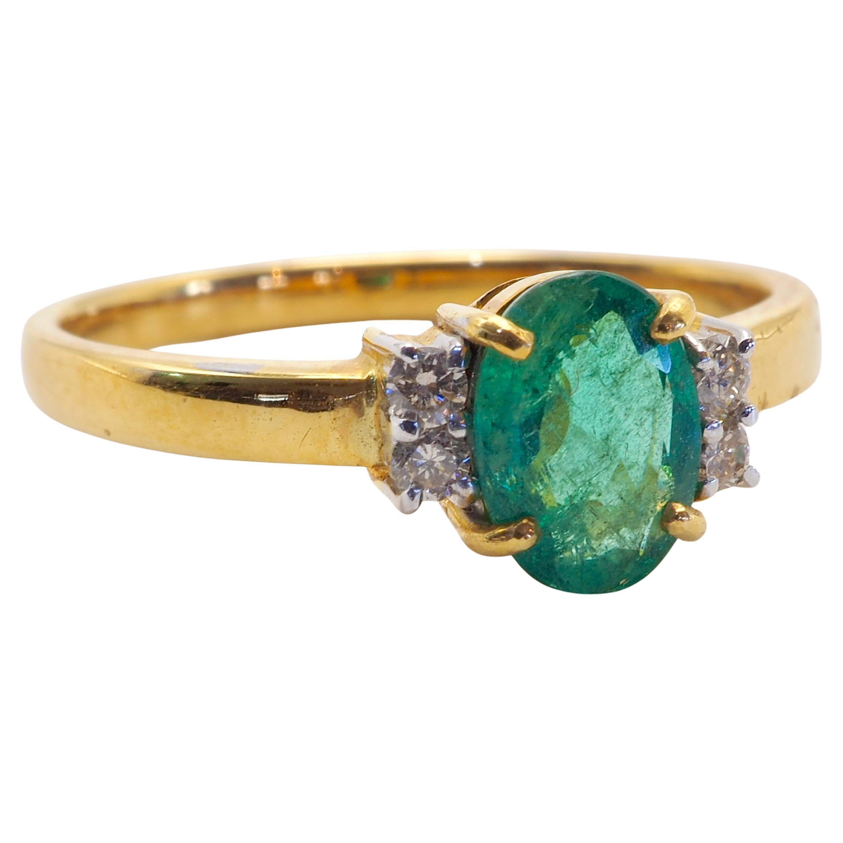 Oval Cut 18K Gold 0.70ct Oval Emerald & 0.13ct Brilliant Diamond Fine Ring For Sale