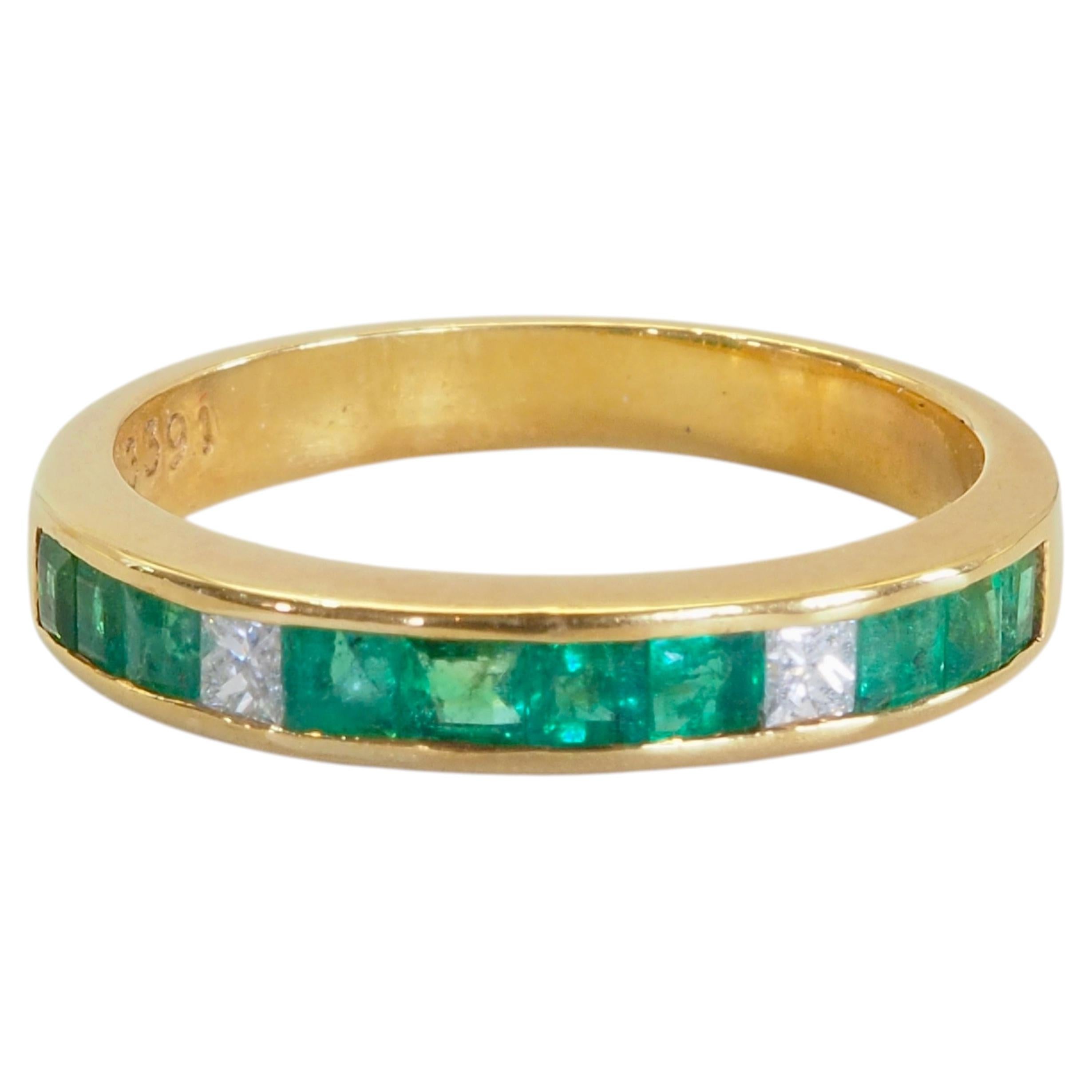 18K Gold 0.70ct Squared Emerald & 0.10ct Diamond Channel Band Ring