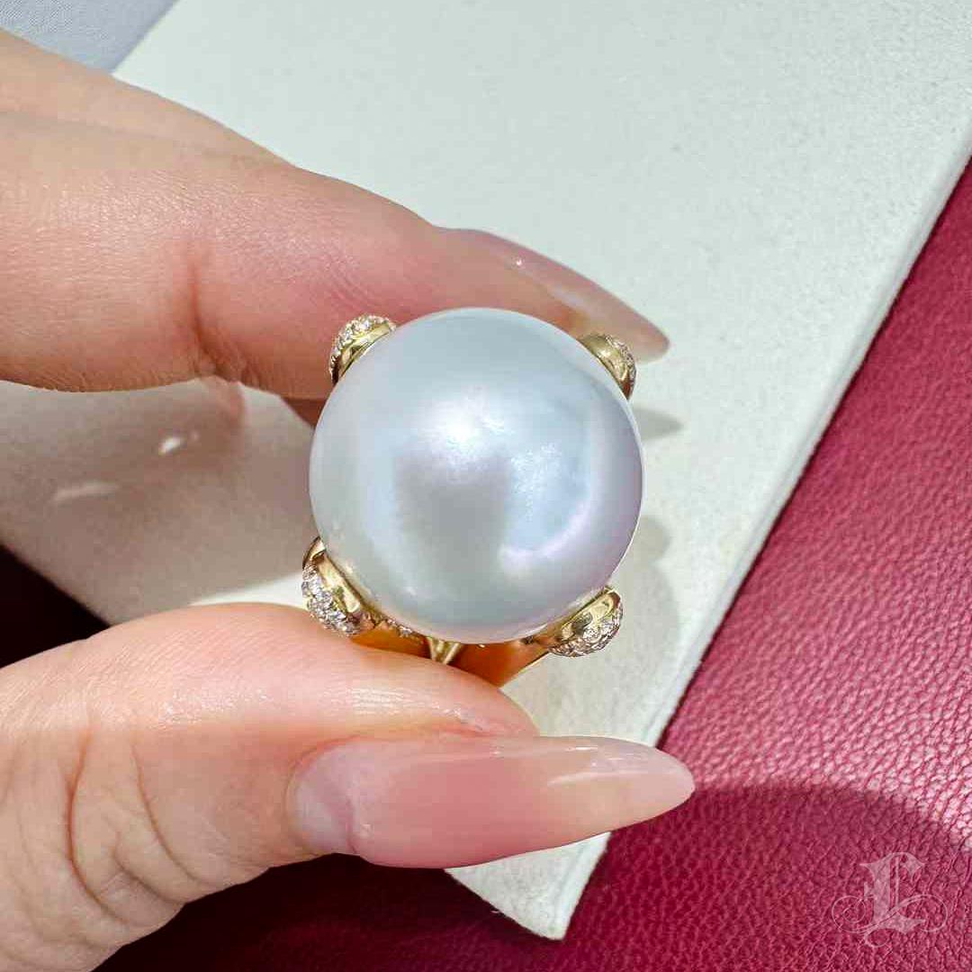 Leaf Diamond Aurora South Sea Pearl Gala Statement Ring 4