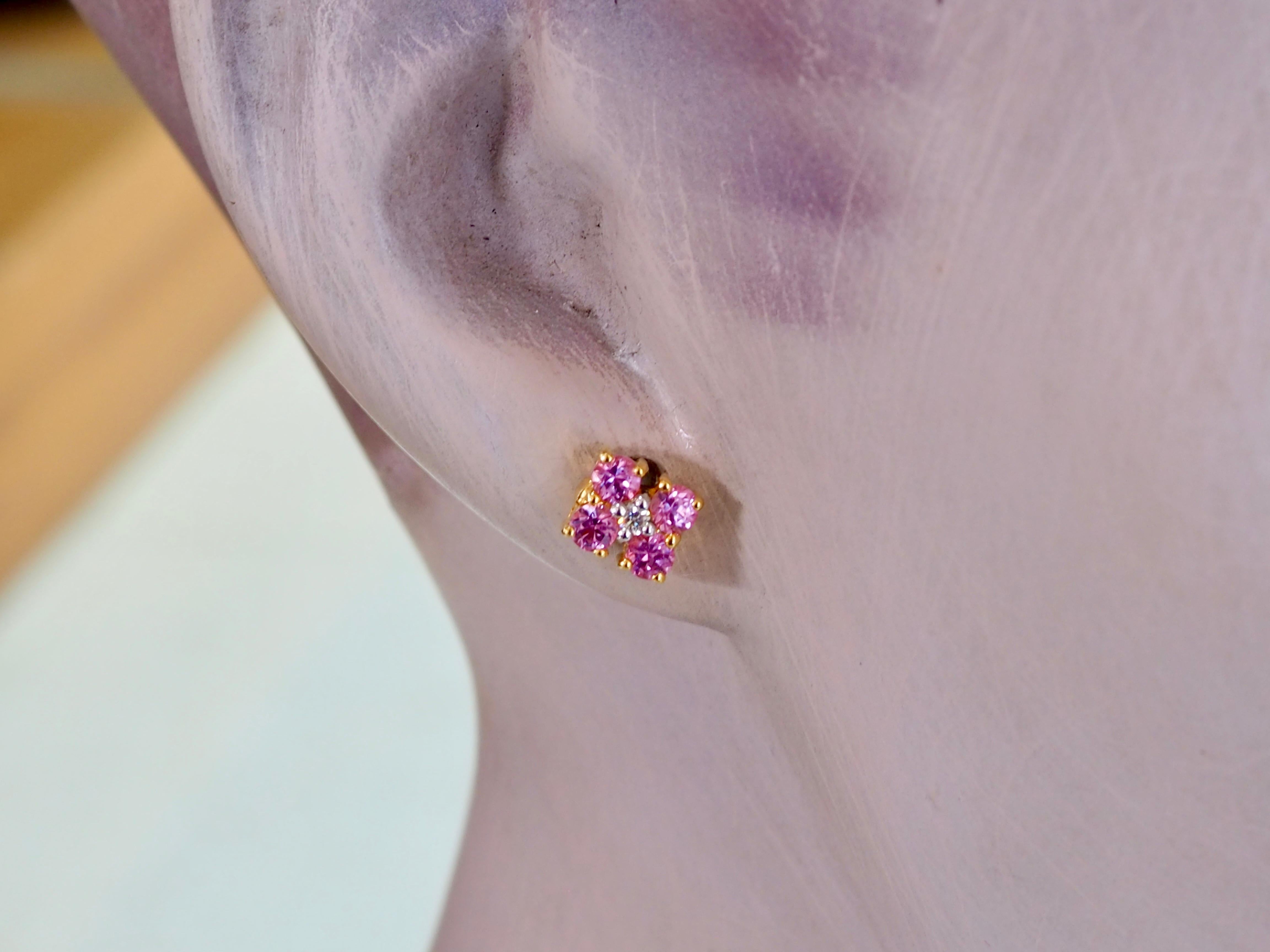 18K Gold 0.80ct Round Pink Sapphires & 0.04ct Diamond Stud Earrings en venta 1