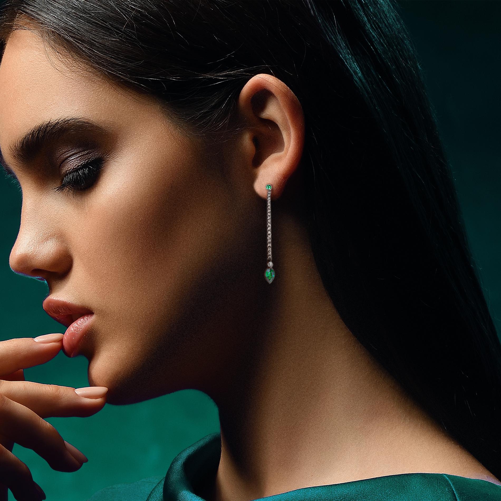 Pear Cut Sybarite En Pointe Earrings in White Gold with Diamond & Emerald For Sale