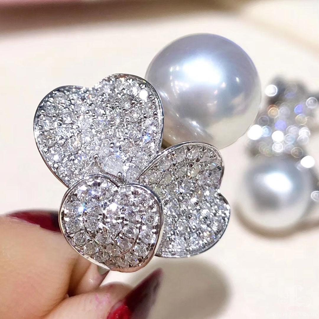 Women's 【Lustre Arc】Heart-Clover Aurora South Sea Pearl Diamond Ring For Sale