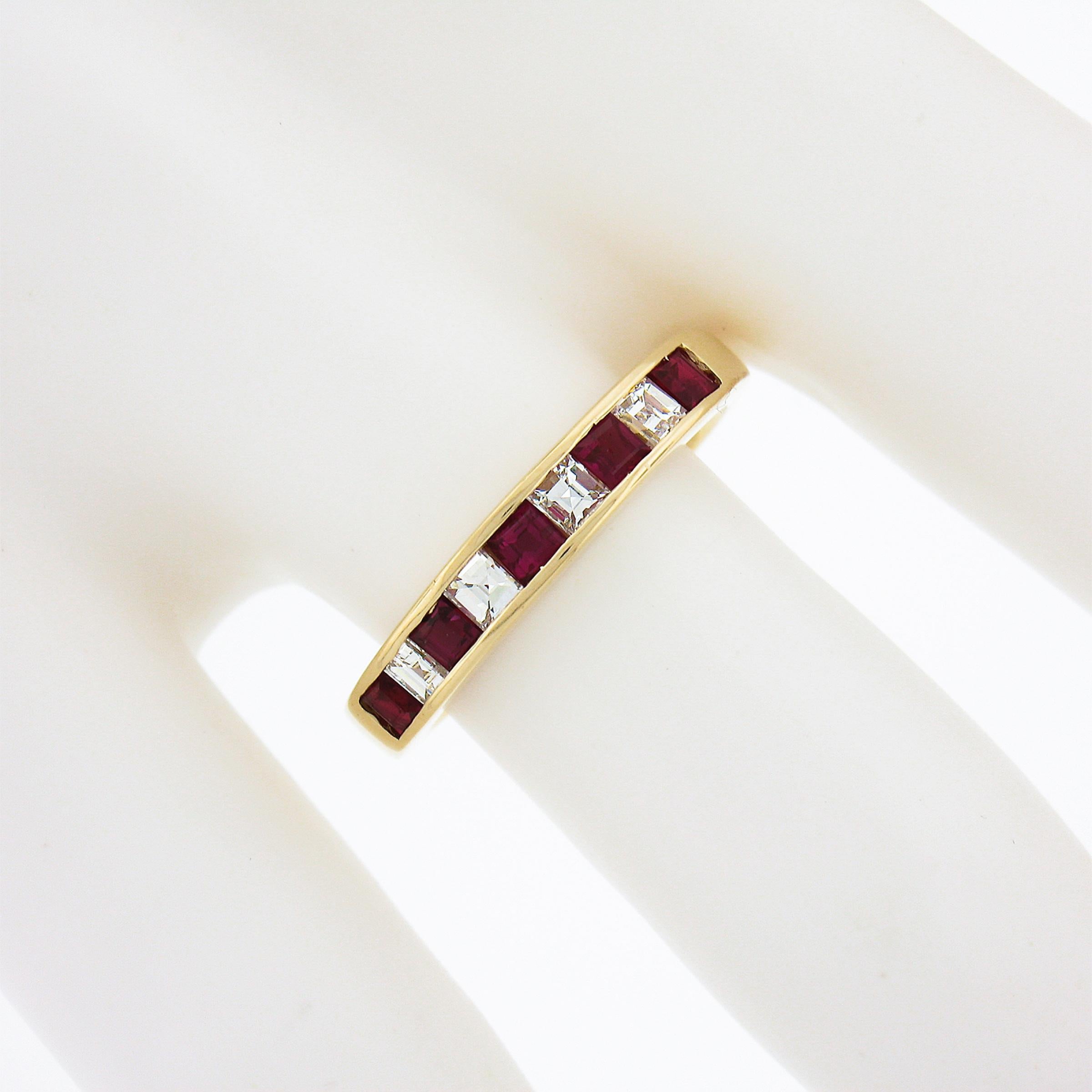 18K Gold 0.88ct Alternating Square Step Cut Ruby & Diamond Channel Set Band Ring In Excellent Condition For Sale In Montclair, NJ