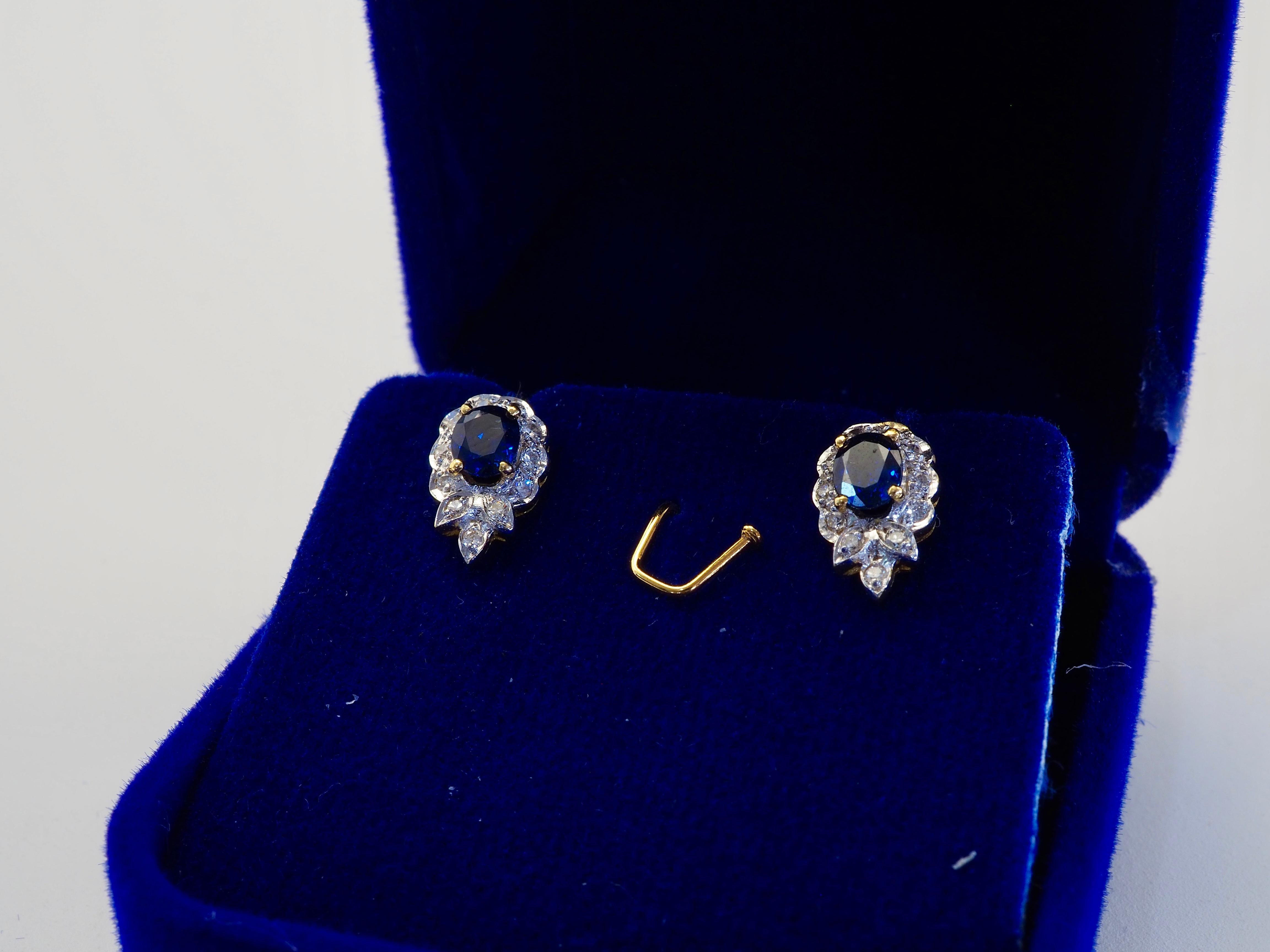 18K Gold 0.90ct Blue Sapphire & 0.20ct Diamond Floral Stud Earrings 3