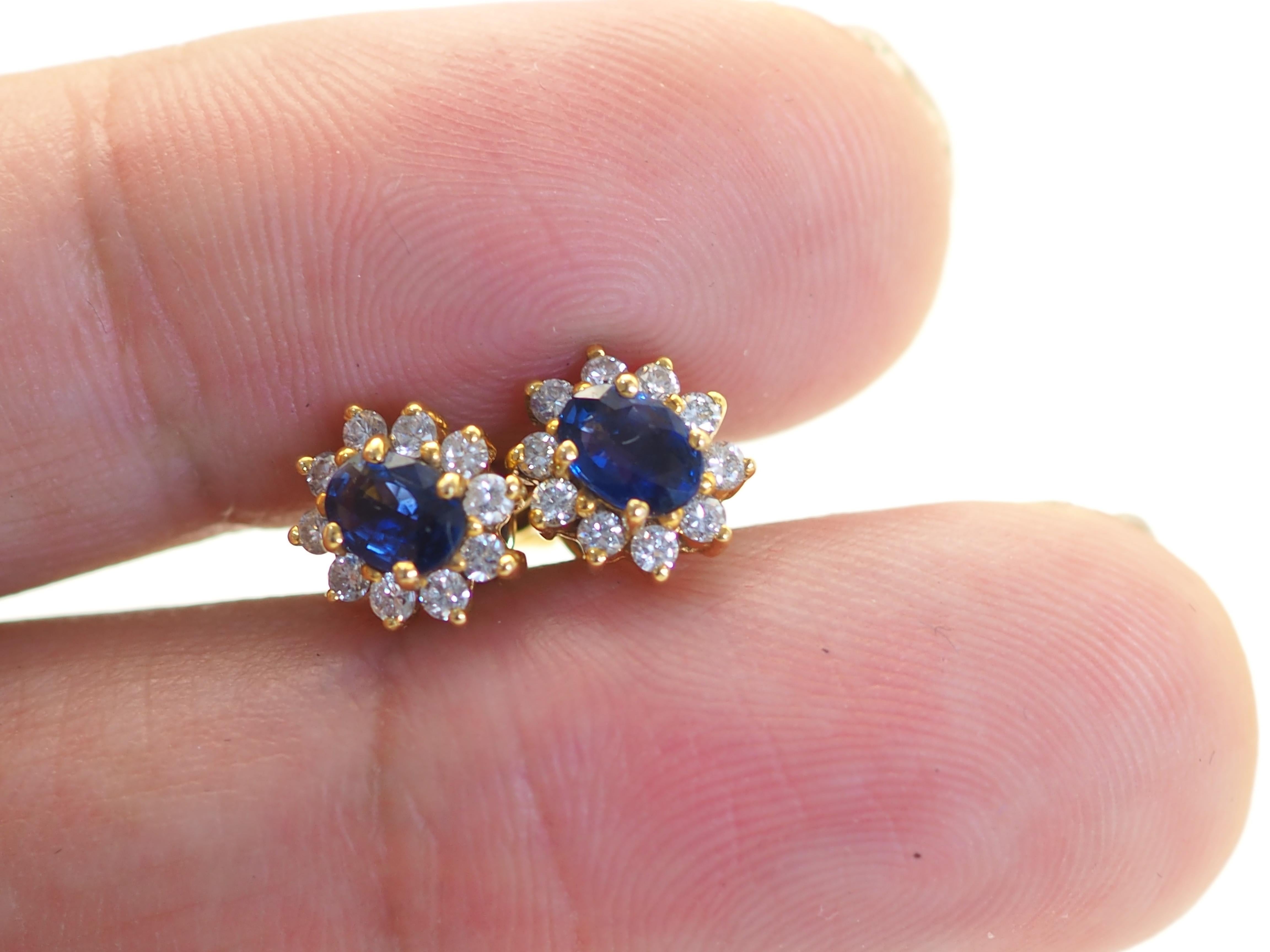 Women's or Men's 18k Gold 0.90ct Blue Sapphire & 0.30ct Diamond Cocktail Stud Earring