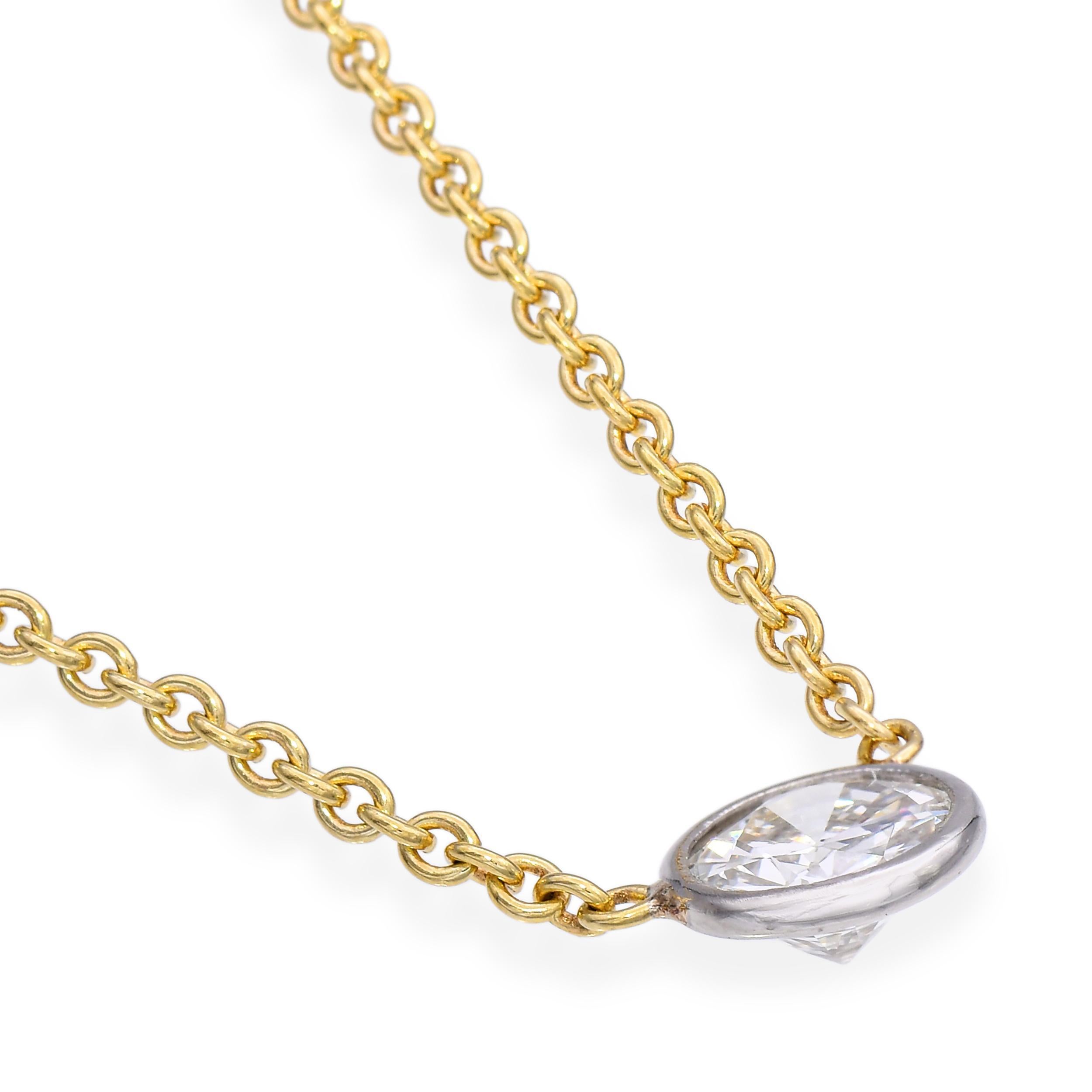 Collier solitaire en or 18k serti d'un diamant H VS de 0,90ct Bon état - En vente �à New York, NY