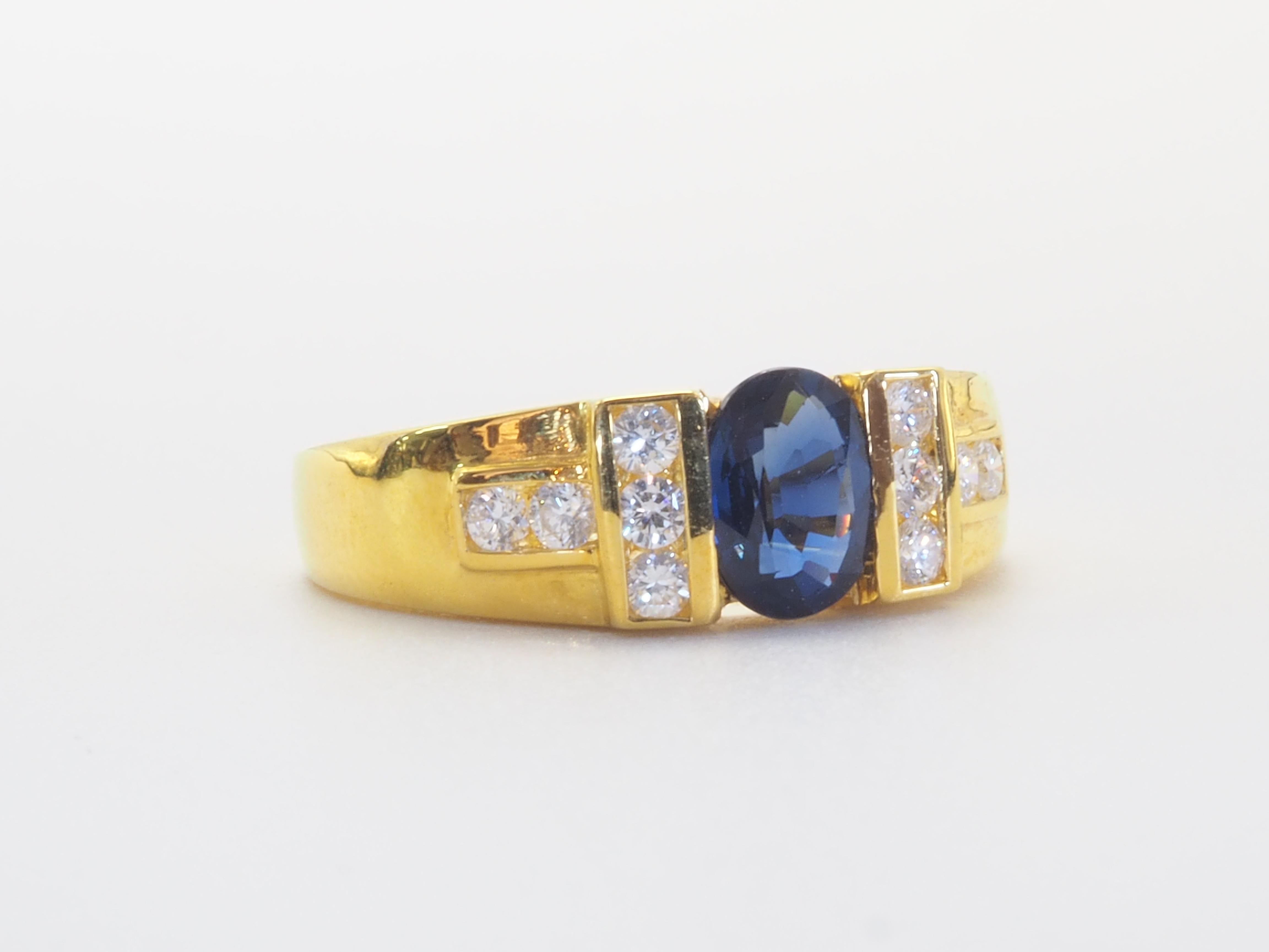 18k Gold 0,90ct Ovaler Blauer Saphir & 0,25ct Brillant Diamant Ring im Zustand „Neu“ im Angebot in เกาะสมุย, TH