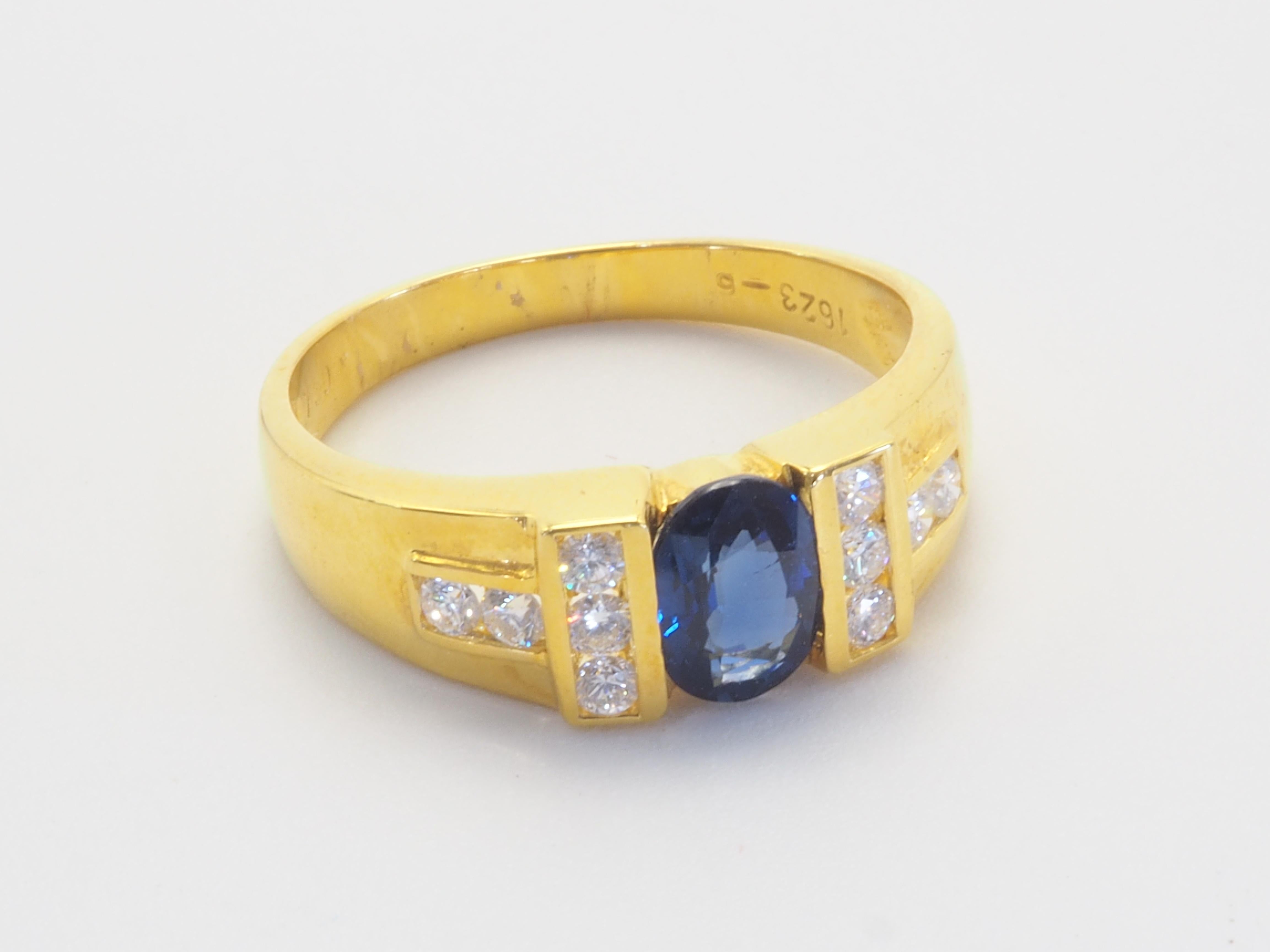 18k Gold 0,90ct Ovaler Blauer Saphir & 0,25ct Brillant Diamant Ring Damen im Angebot