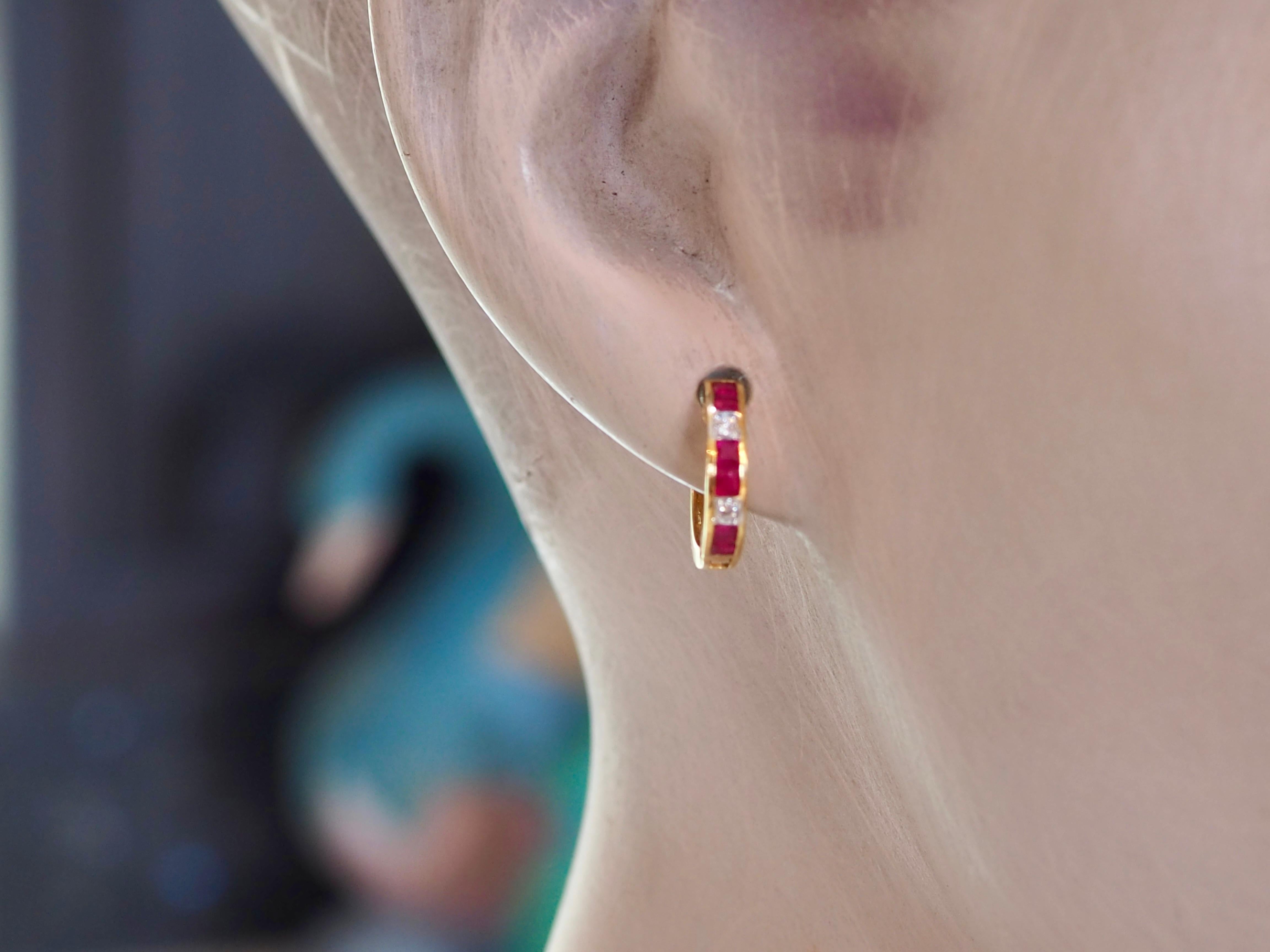 18K Gold 0.90ct Squared Ruby & 0.04ct Diamond Hoop Earrings For Sale 2