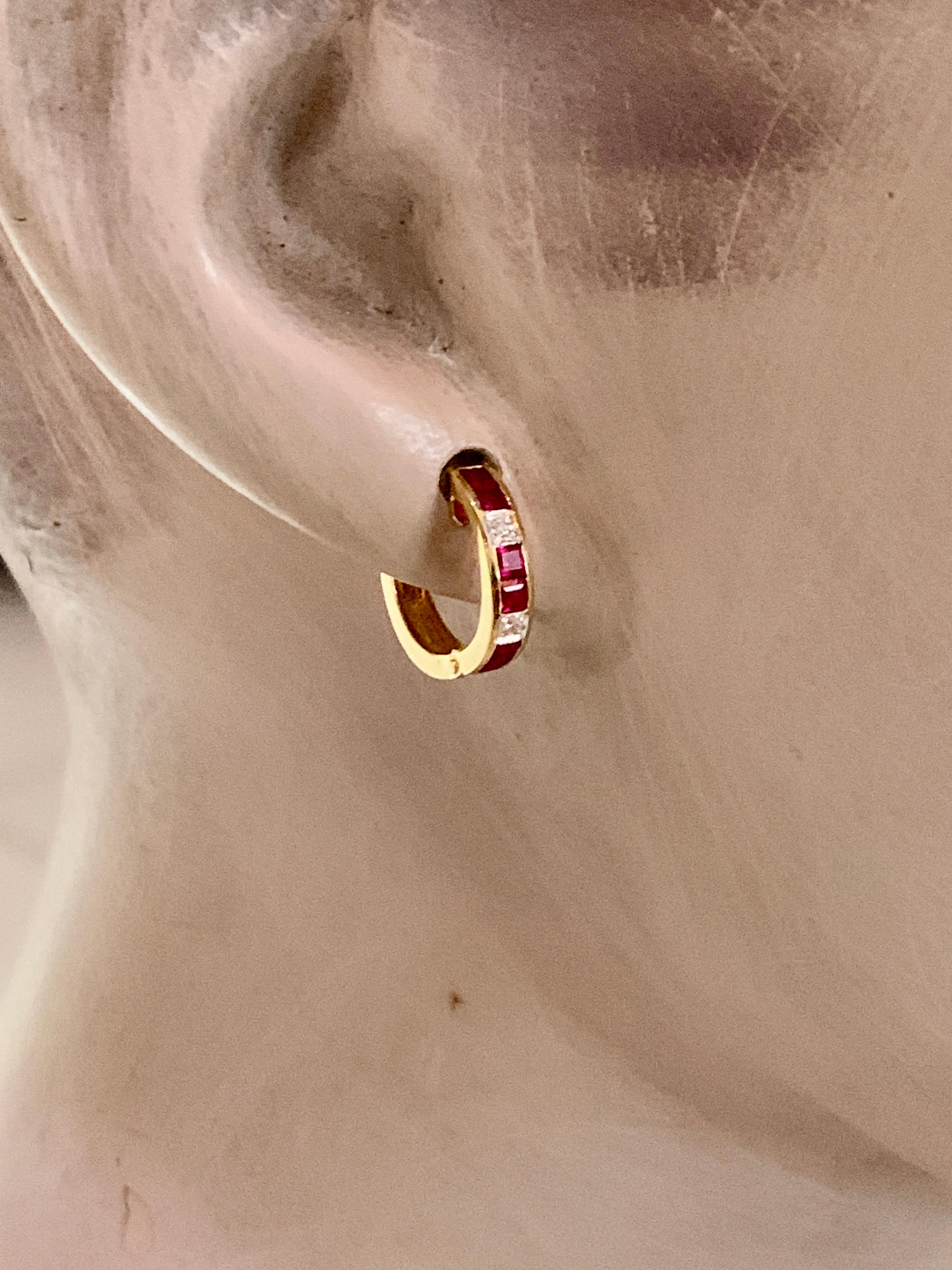18K Gold 0.90ct Squared Ruby & 0.04ct Diamond Hoop Earrings For Sale 3