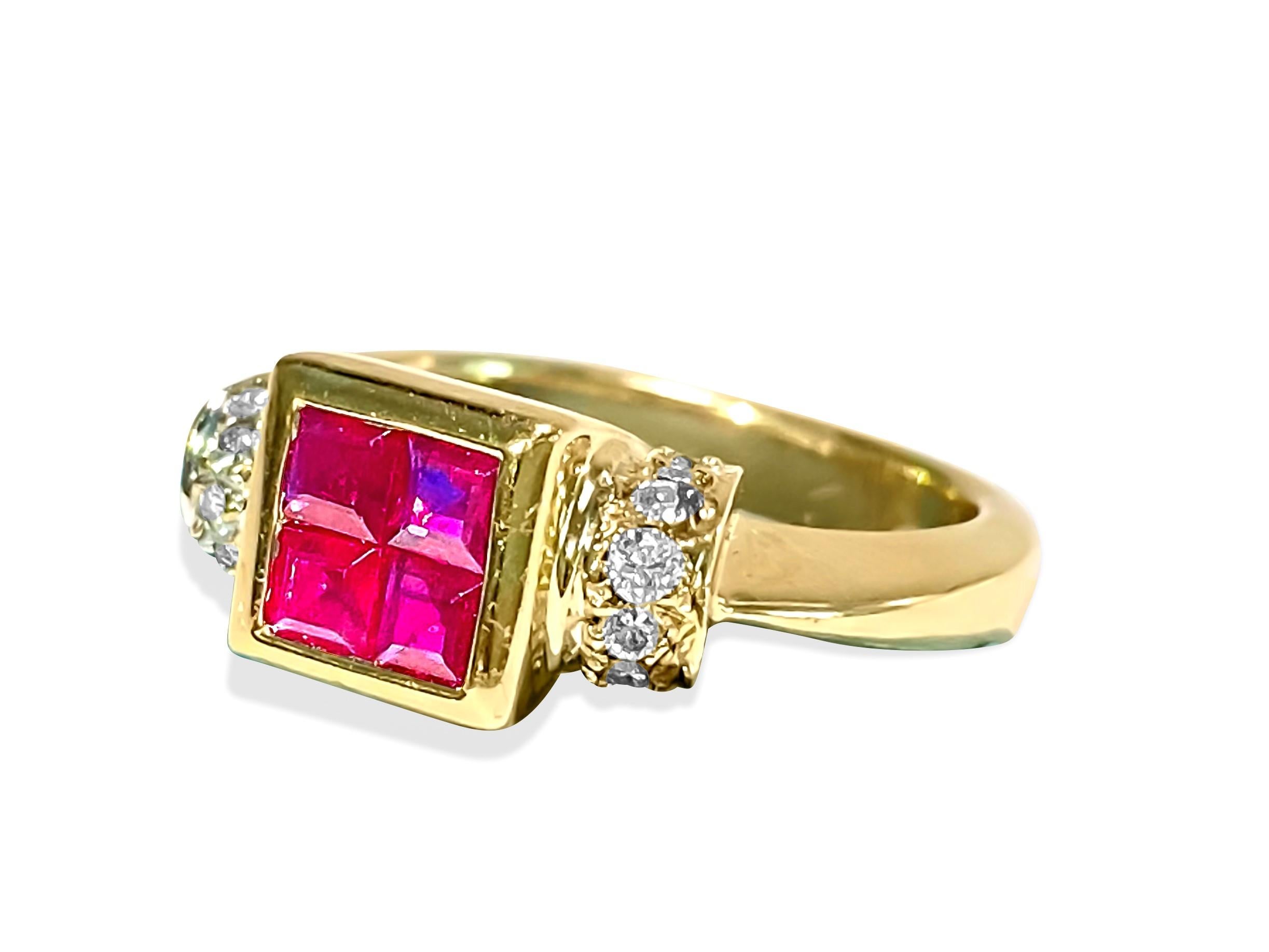 Square Cut 18K Gold, 0.92 Carat Diamond and Natural Ruby Ring For Sale