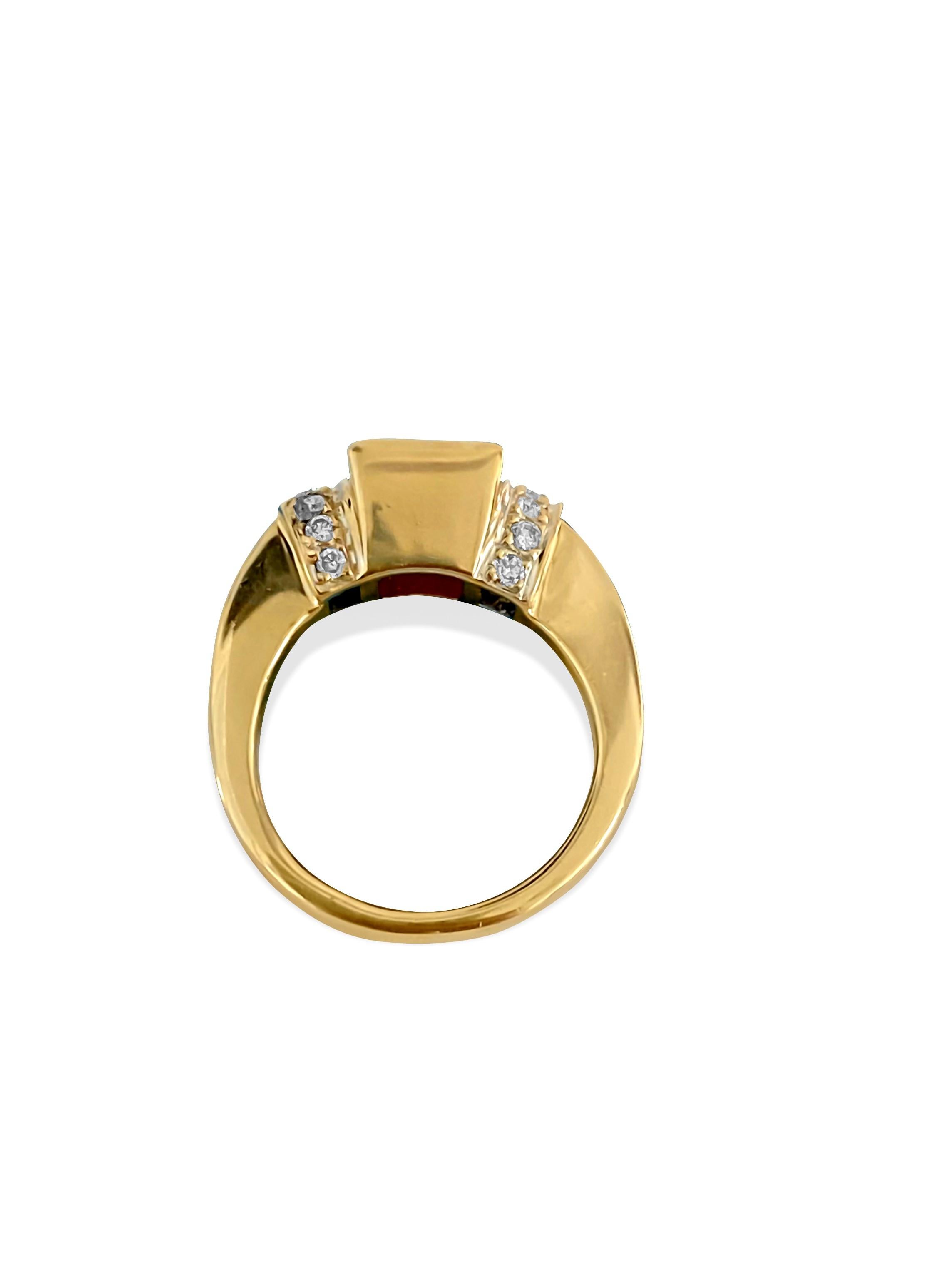 18K Gold, 0.92 Carat Diamond and Natural Ruby Ring In Excellent Condition For Sale In Miami, FL