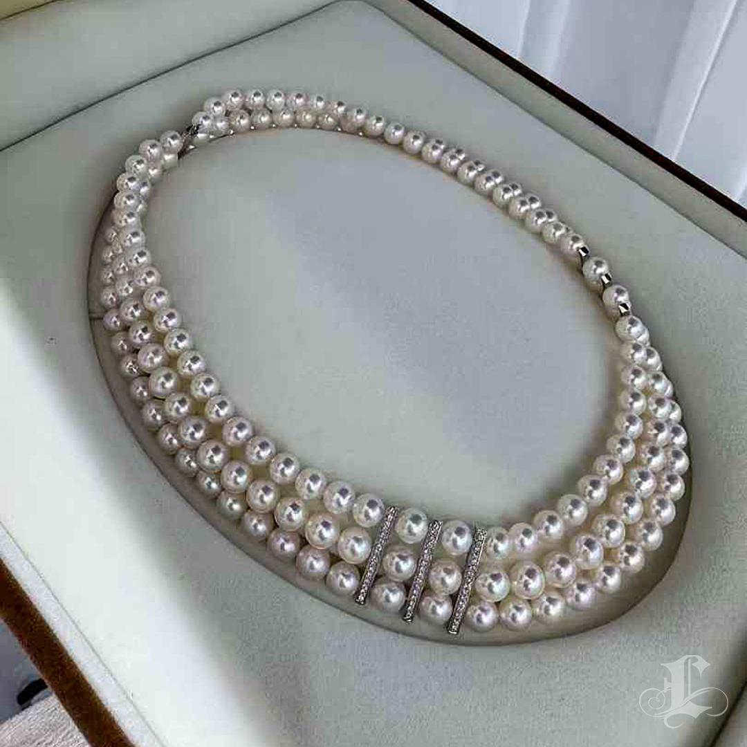 【Sculpted Geometry】Timeless Grace Aurora Akoya Pearl Triple-Strand Necklace For Sale 4